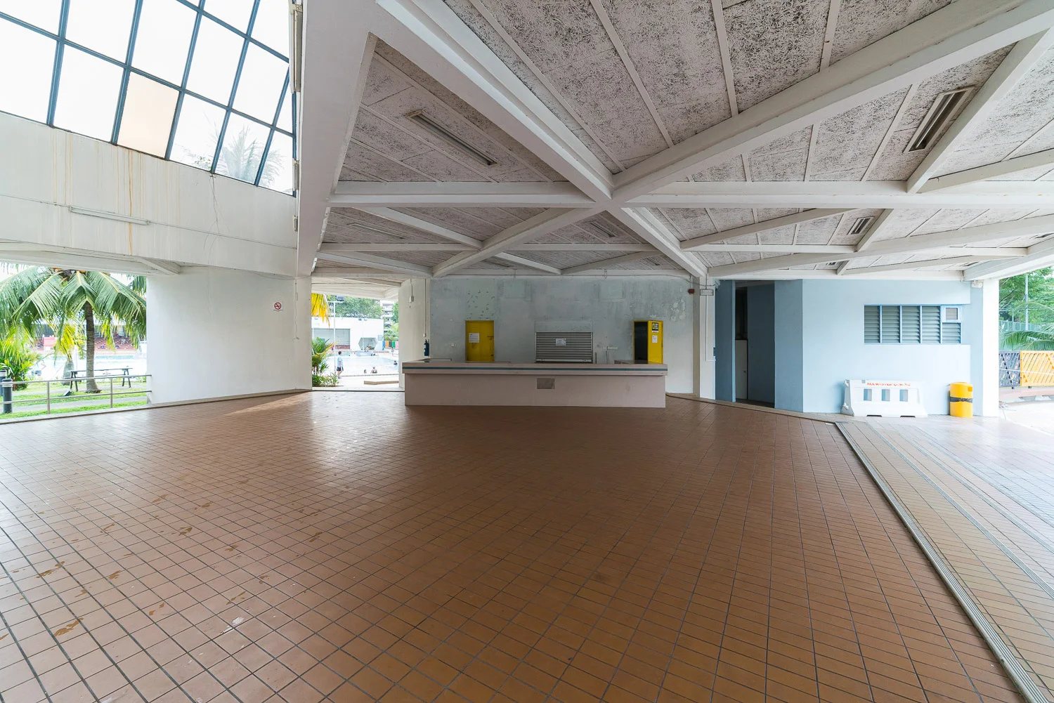02_20170731 Bedok Swimming Complex Info Counter.jpg