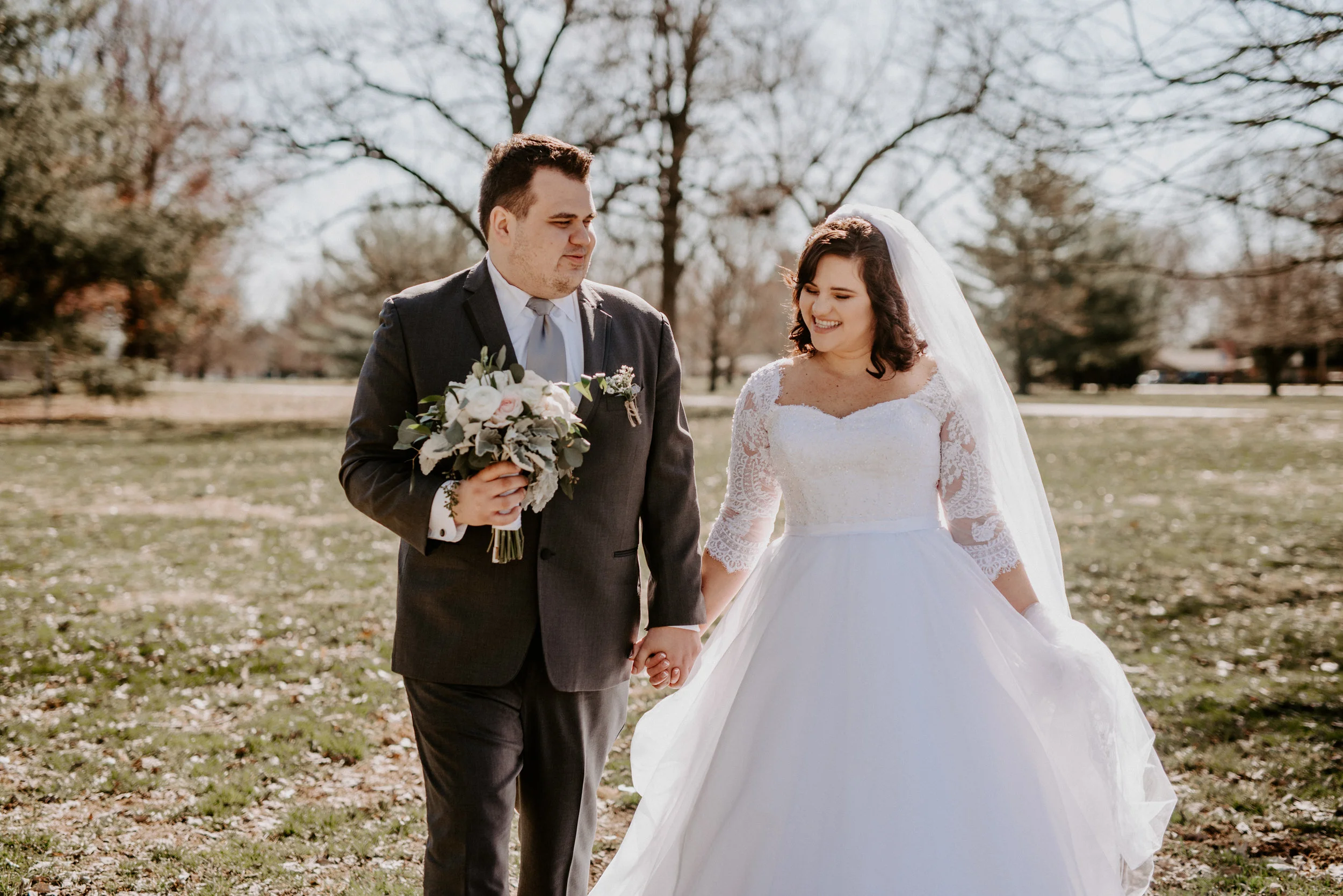 Yuliya + Stan | Evansville, IN Wedding