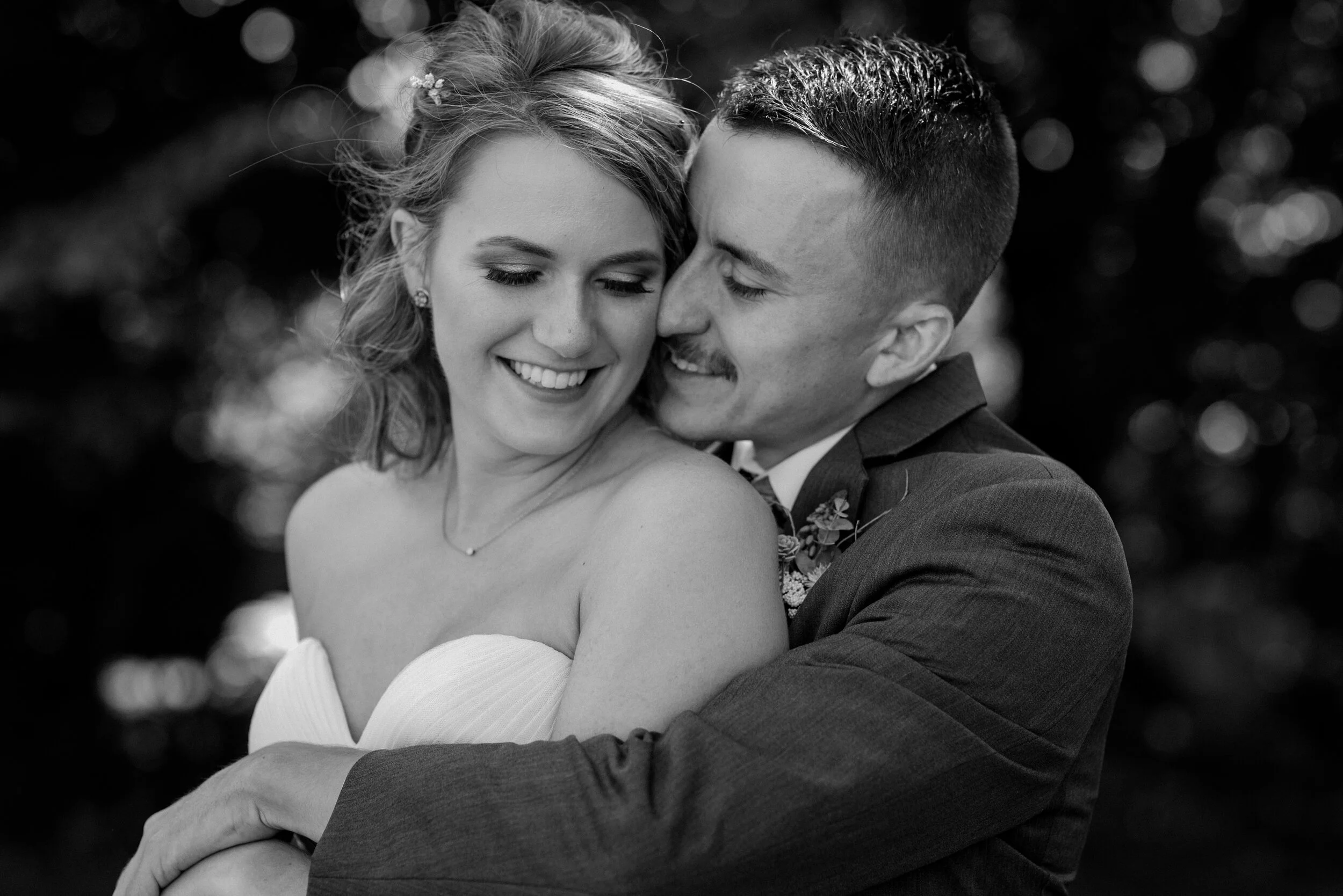 Hannah + Clay | Evansville Indiana Wedding