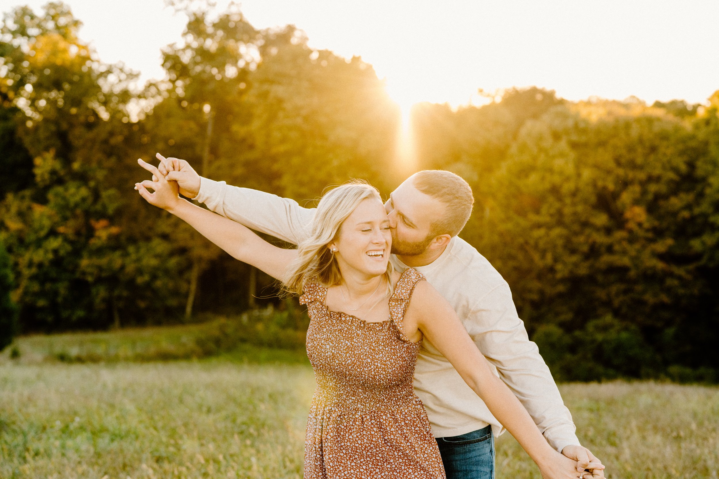 Mariah + Klint | Sweet Southern Indiana Engagement Session
