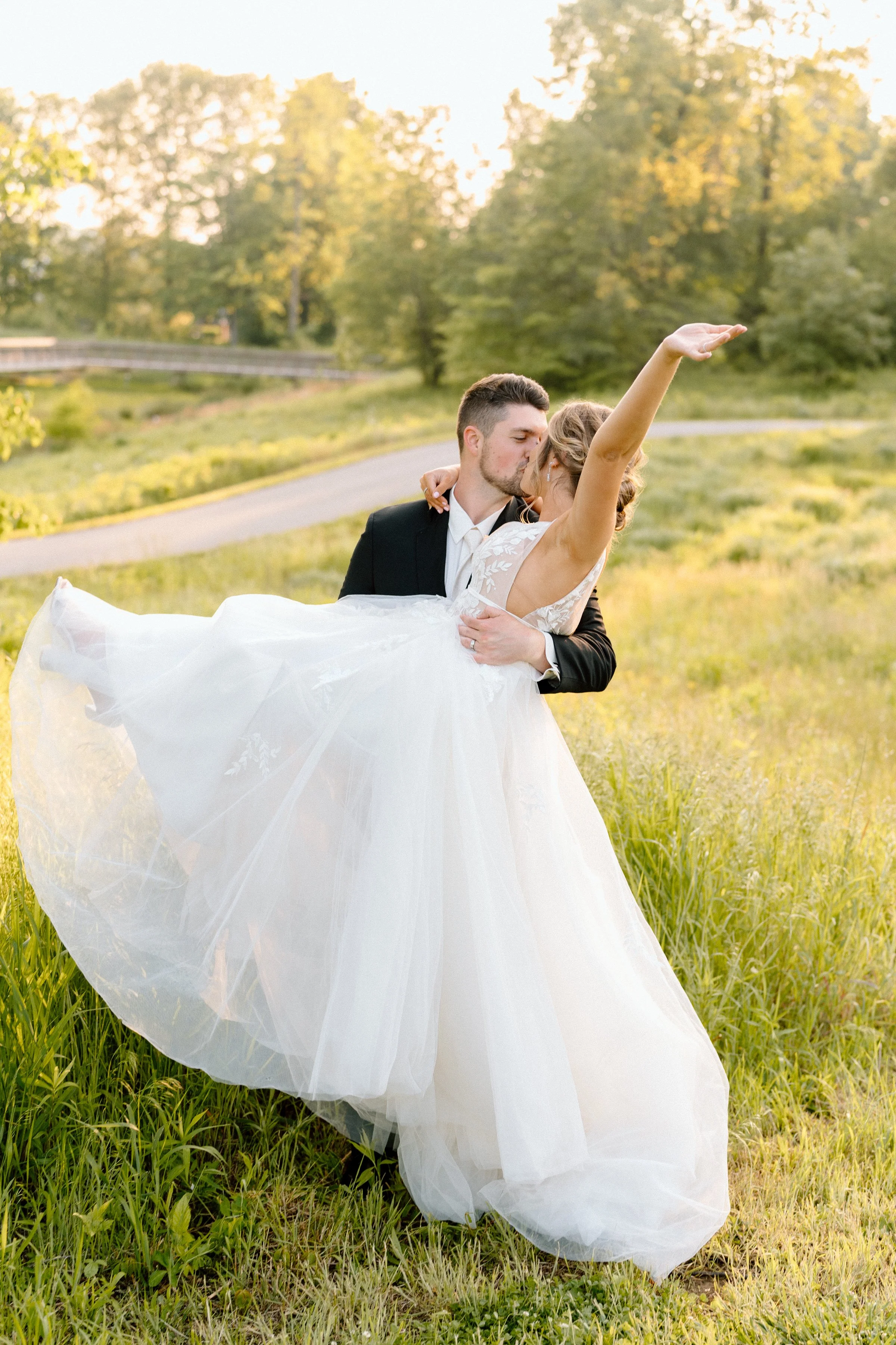 Abby + Jon | Summer Wedding at Klubhaus 61