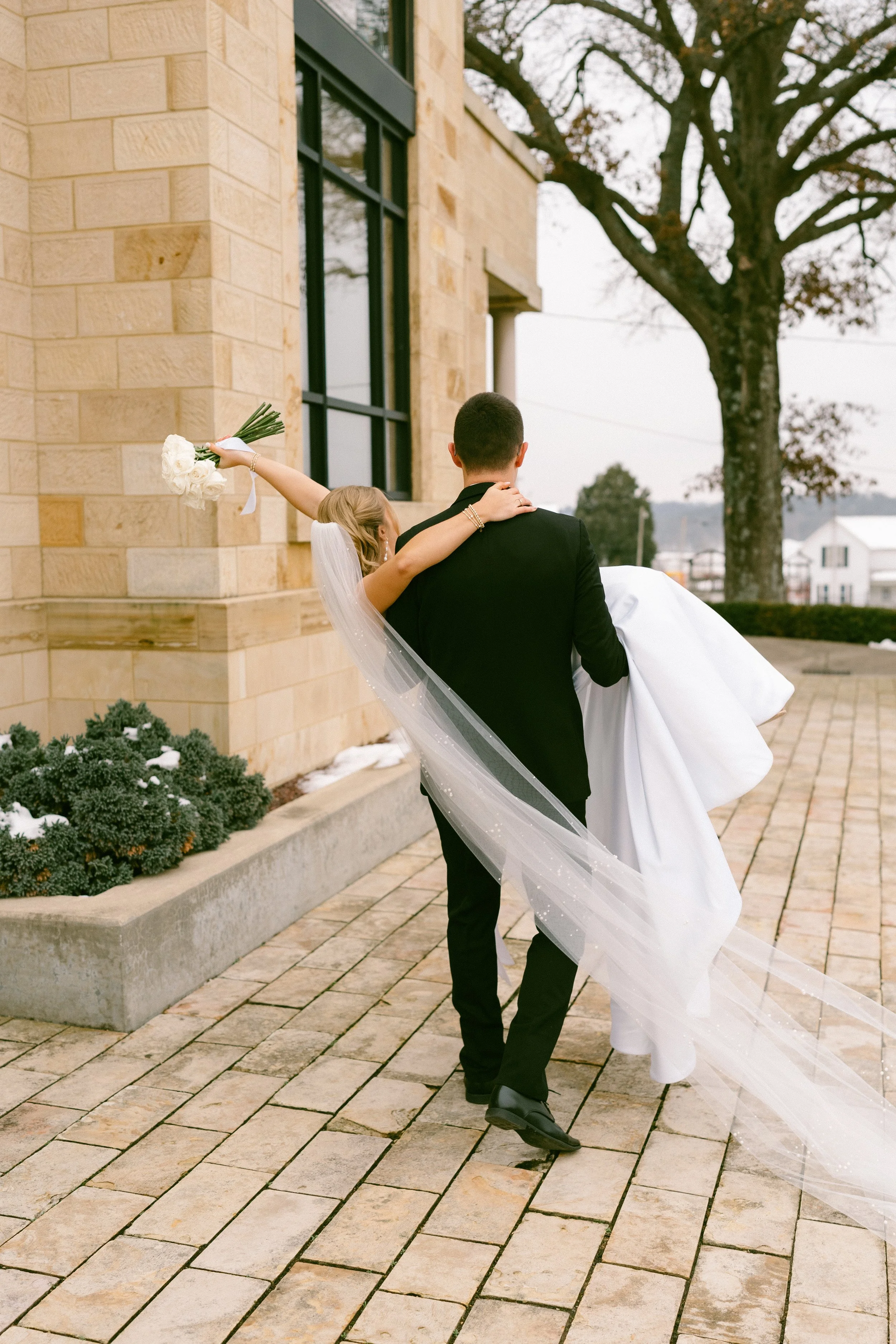 Peyton + Sam |  Lively Winter Wedding