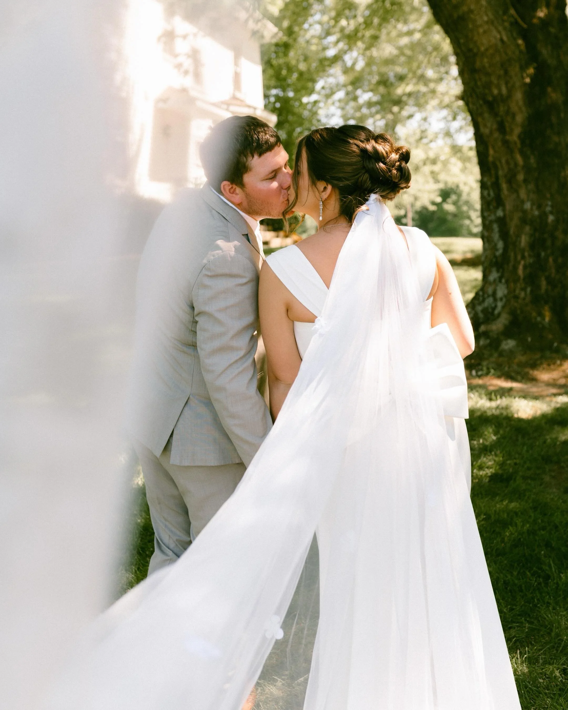 Kylie &amp; Ian are married! 🤍🥂🩵

Photos by Kayla
Second shot by @studiobyjessica