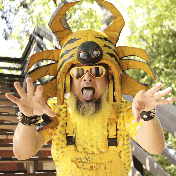 KengoPeelanderYellow.gif