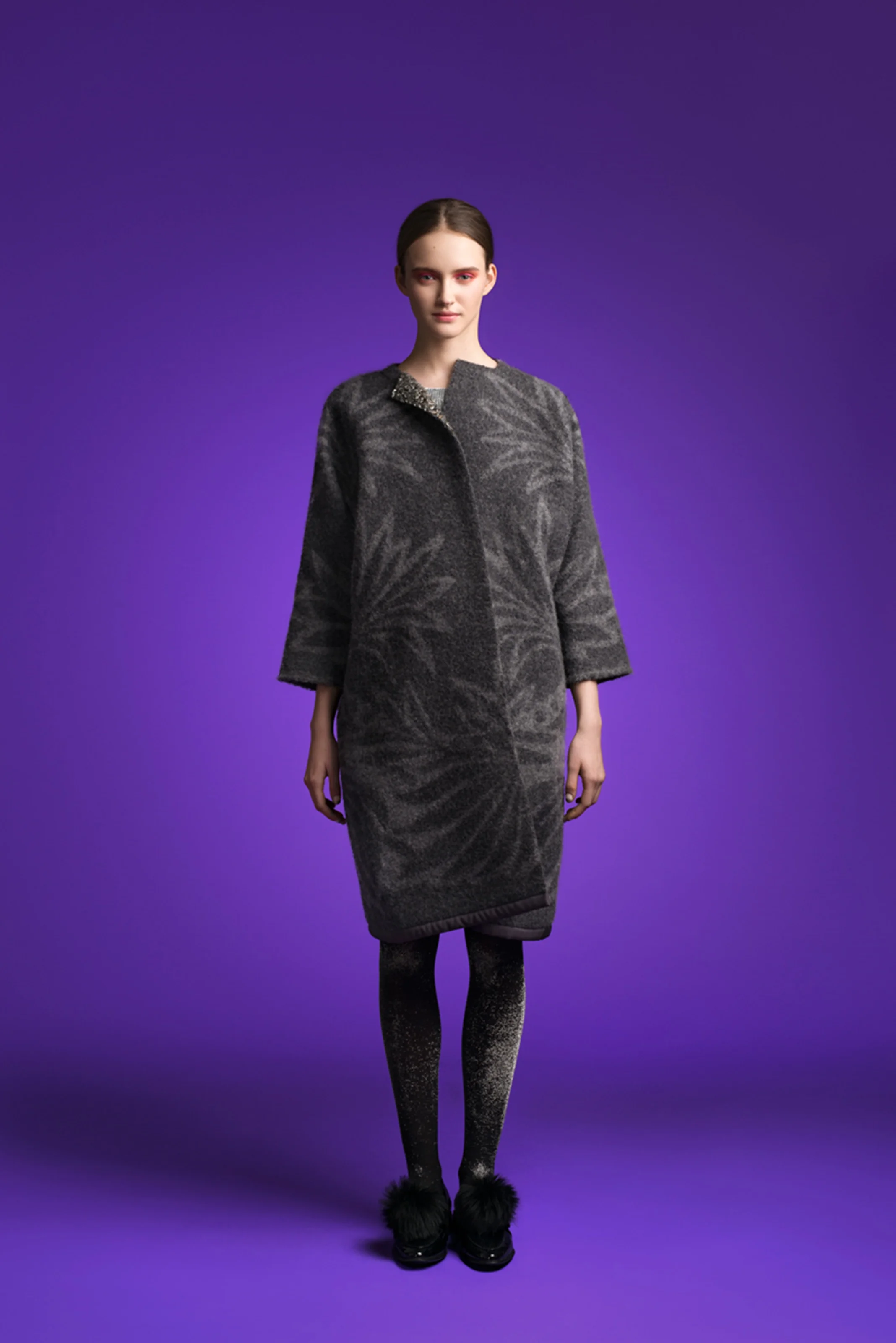 MTN CT06EMB LFS EMB PALM WING COLLAR COAT DARK GREY:GREY+PALMS LOOKBOOK.jpg