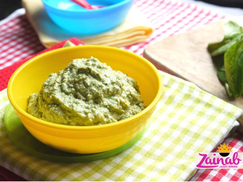 Baby led weaning curry for babies - Zingy Pineapple Chicken Curry. Stage 2 weaning, 7+ months, halal baby food, flavour led weaning, baby food recipe