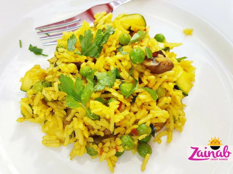 One-pot Mushroom and Courgette Paella Recipe using Uncle Ben's Classic Basmati Rice, Family Meal , Vegetarian and Vegan, Quick, Easy