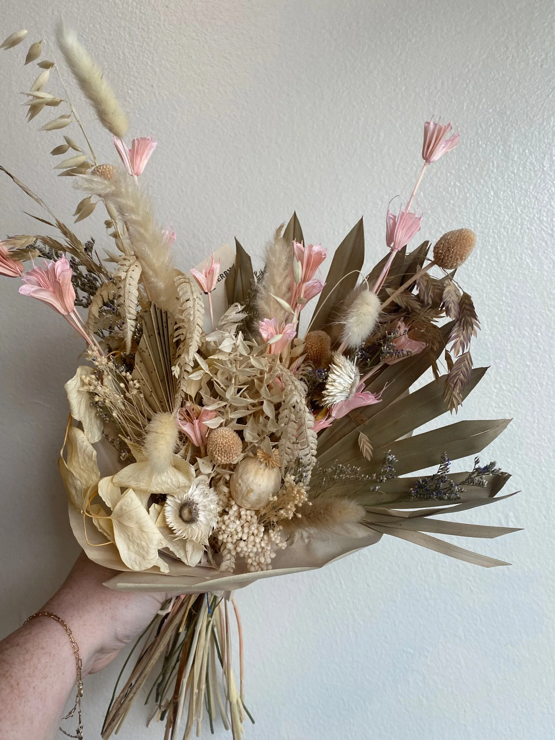 08E9687B-2BE9-4729-B6F0-22CB4D787615