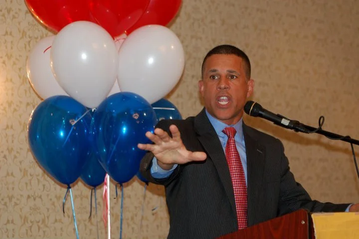 makeupparty2010ltgovbrown.jpg
