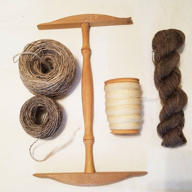 Creatively inspiring and soul satisfying.
#knitworthyarts #kwarts #allthingshandmade #naturalmaterials #woodandwool #handspunyarn