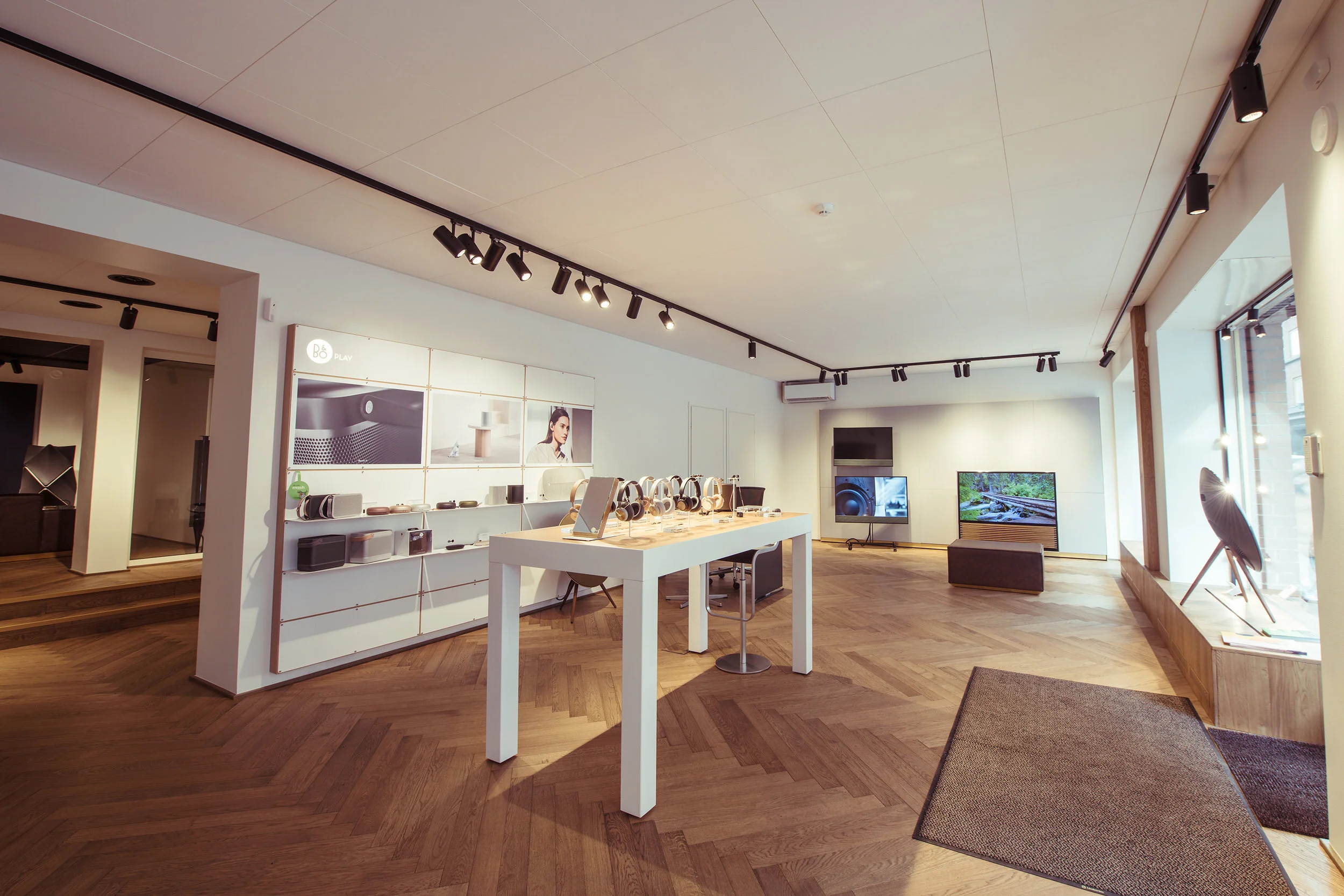   Client:   B&amp;O Finland 