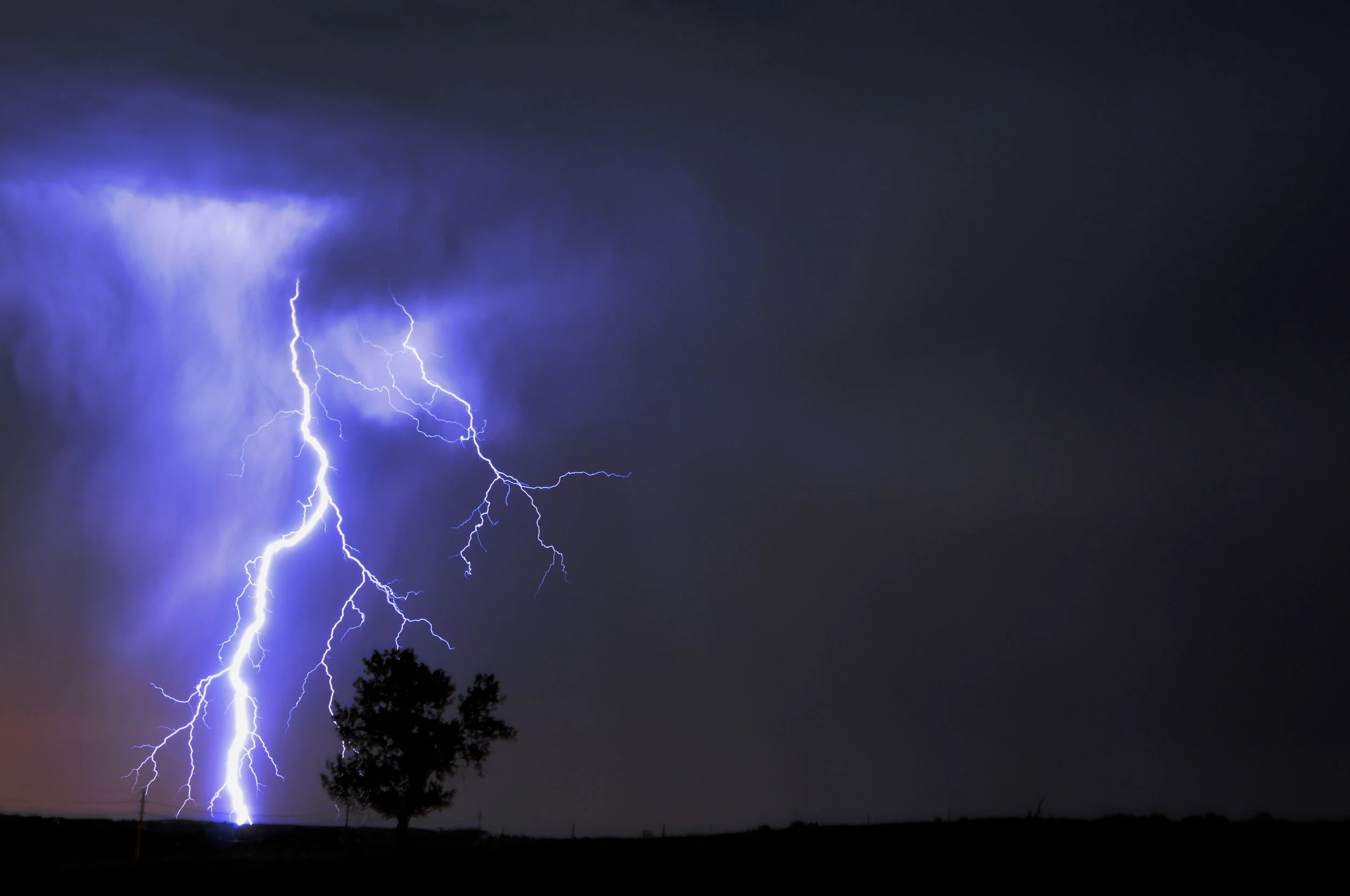 Blue_Lightning_Bolt.jpg
