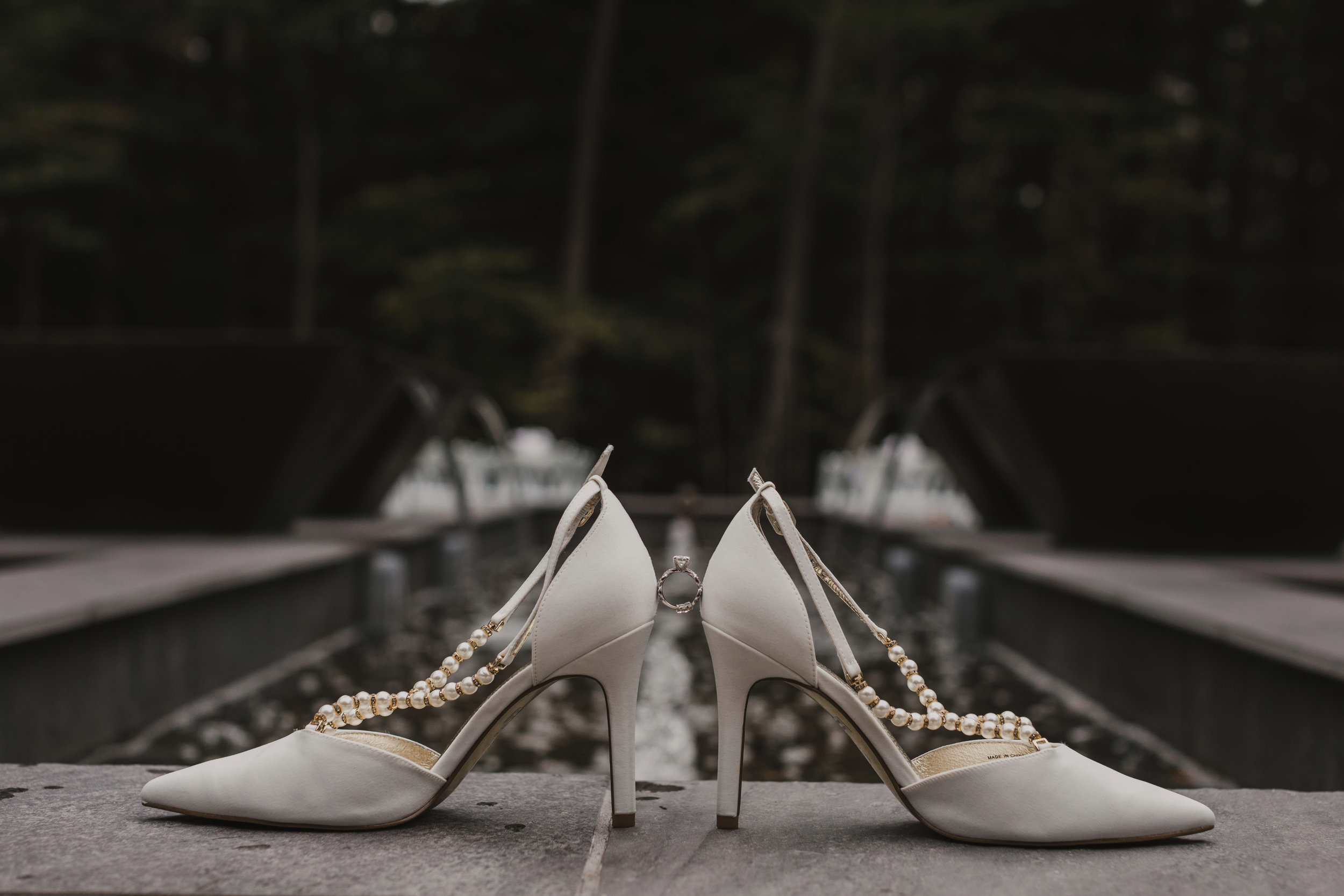 l+j-sneak-peeks-003.jpg