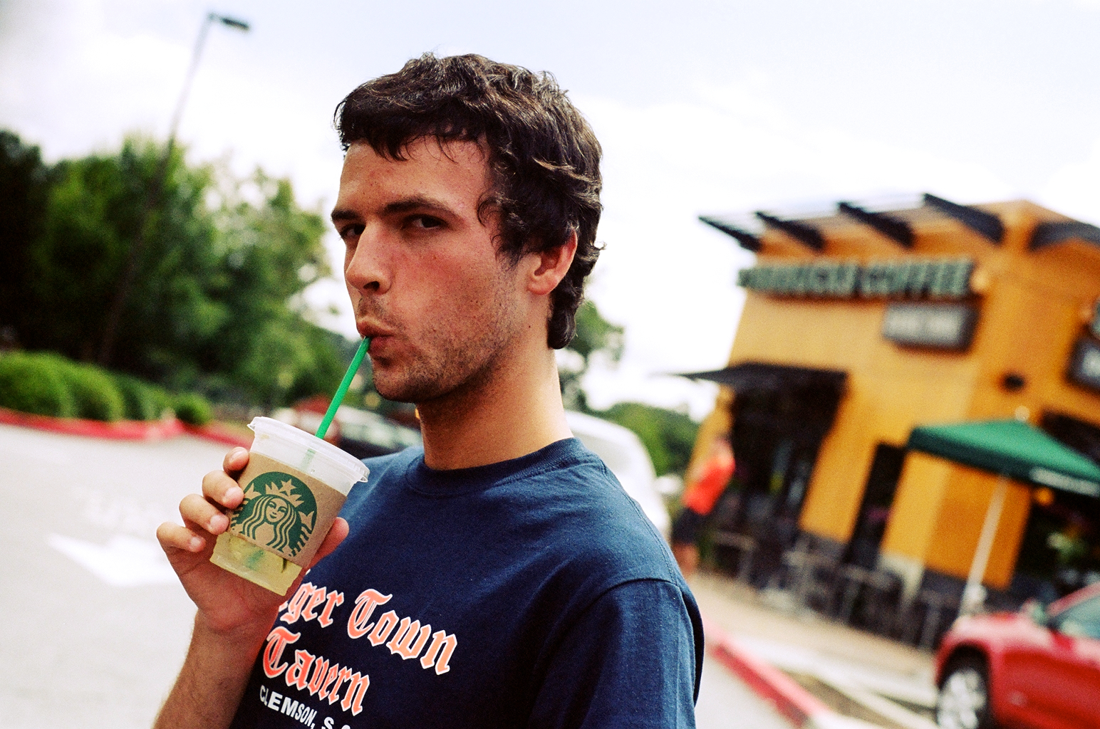 starbucks-film-01.jpg