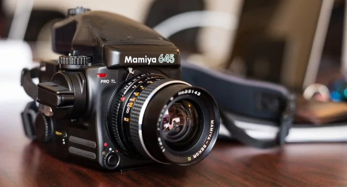 mamiya-645-1-690x372.jpg