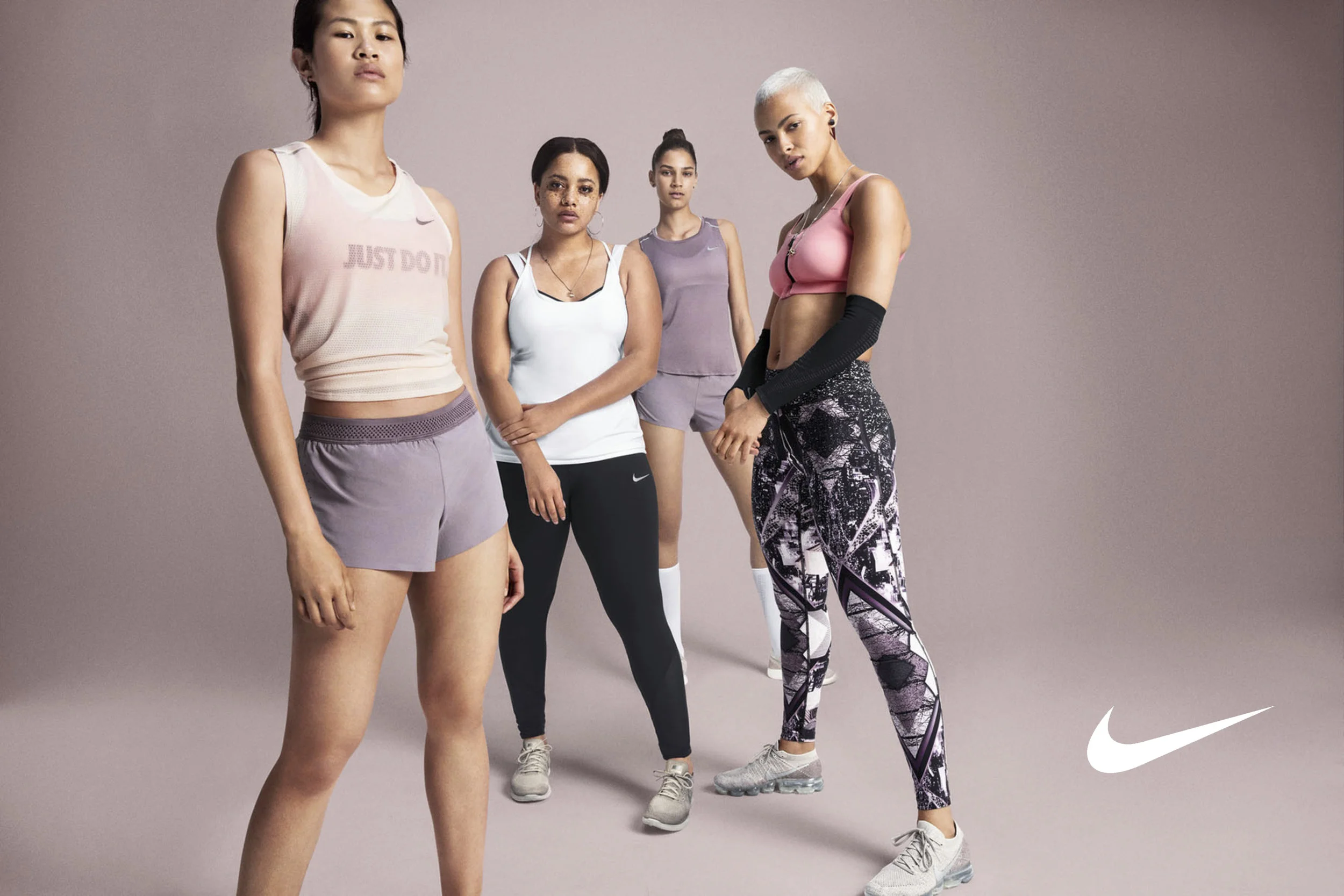 NIKE