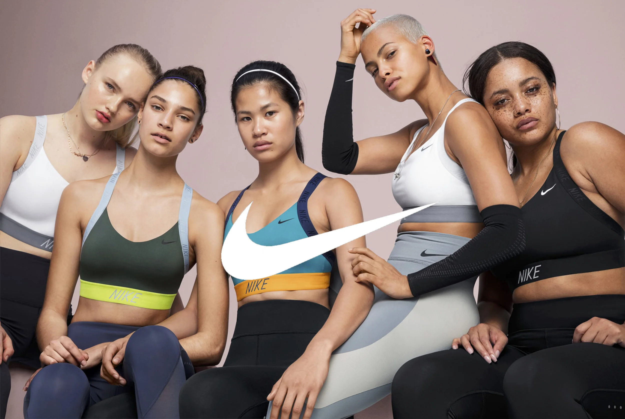 NIKE