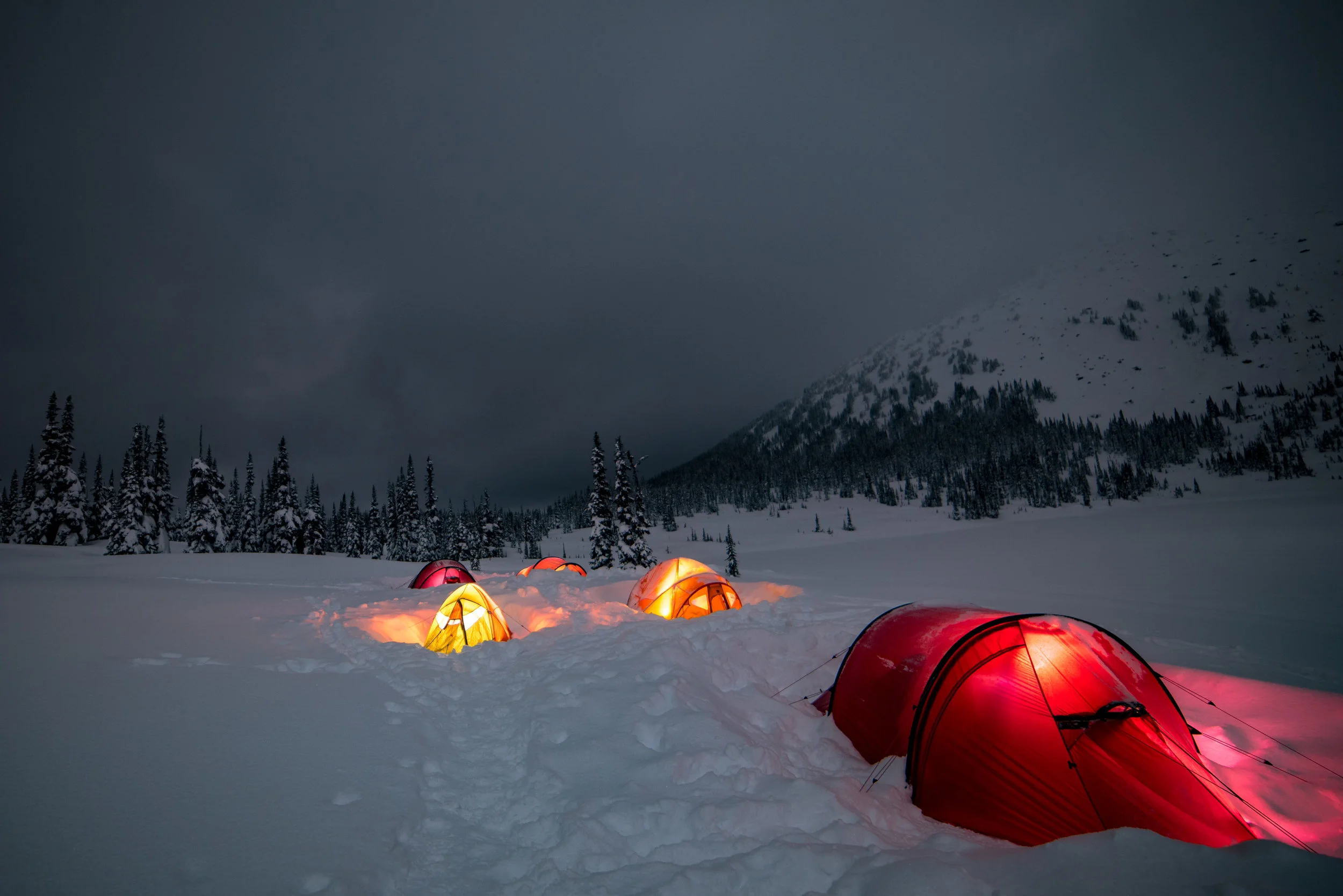 Everyone gone to bed ready to cozy into a warm sleeping bag. Photo Phil Tomlinson.