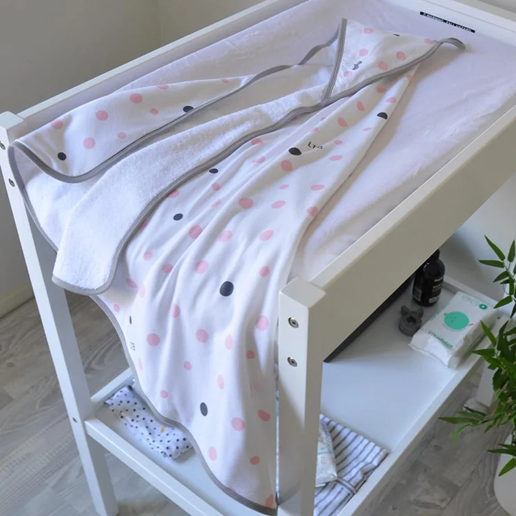 Pink_Spot_LS2_Turtle_Hooded_Towel_1024x1024.jpg