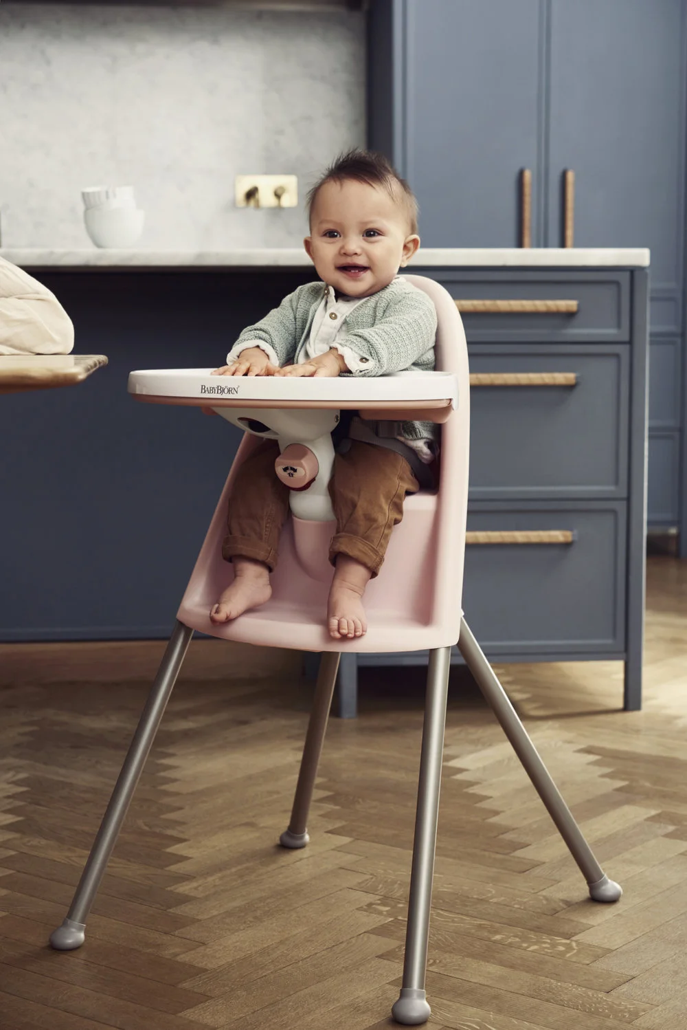 High+Chair+-+Powder+Pink+Grey+%286%29.JPG,