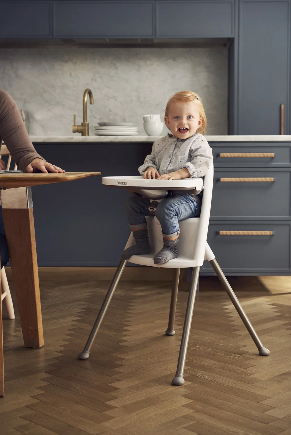 High+Chair+-+WhiteGray+%2812%29.JPG