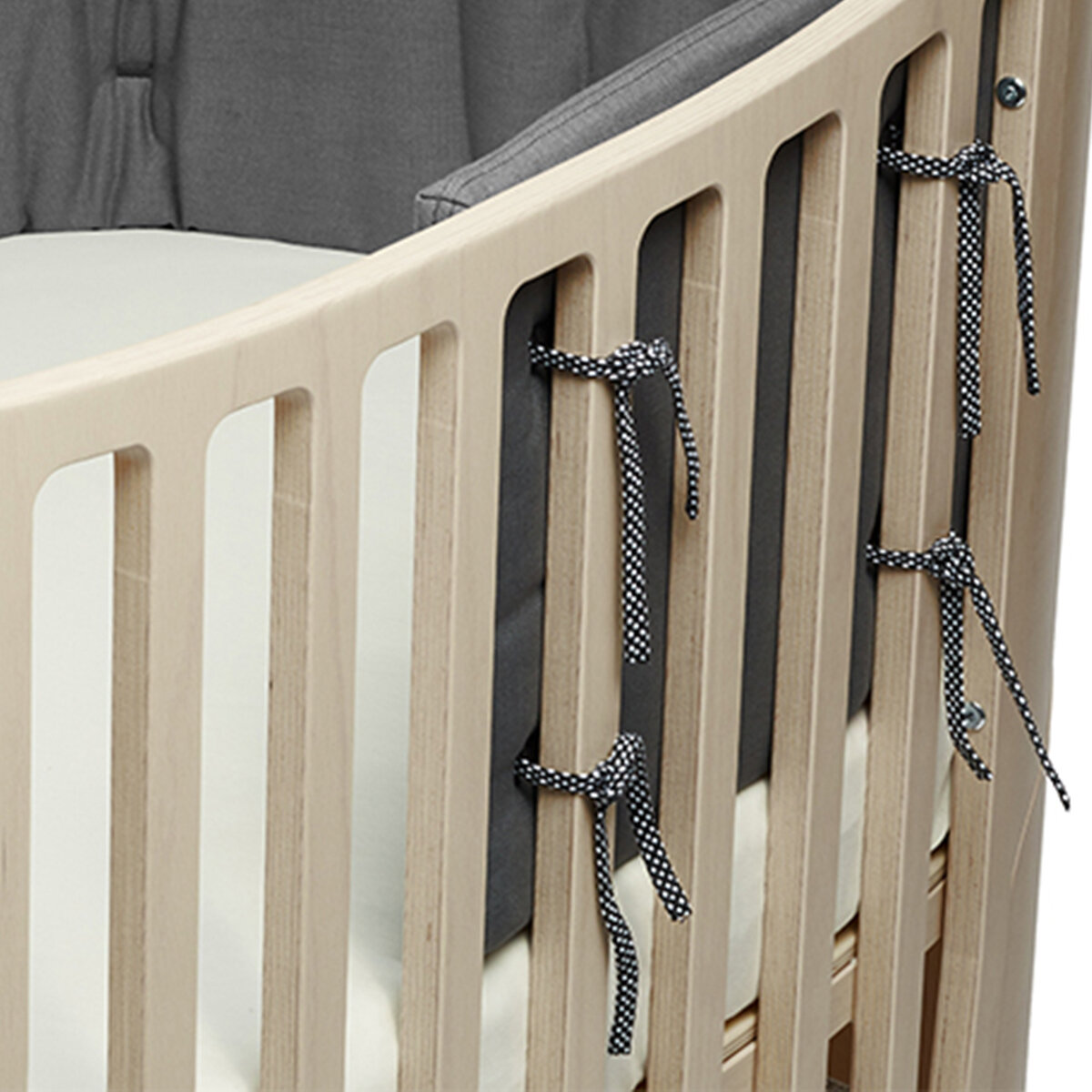 leander linea cot bumper