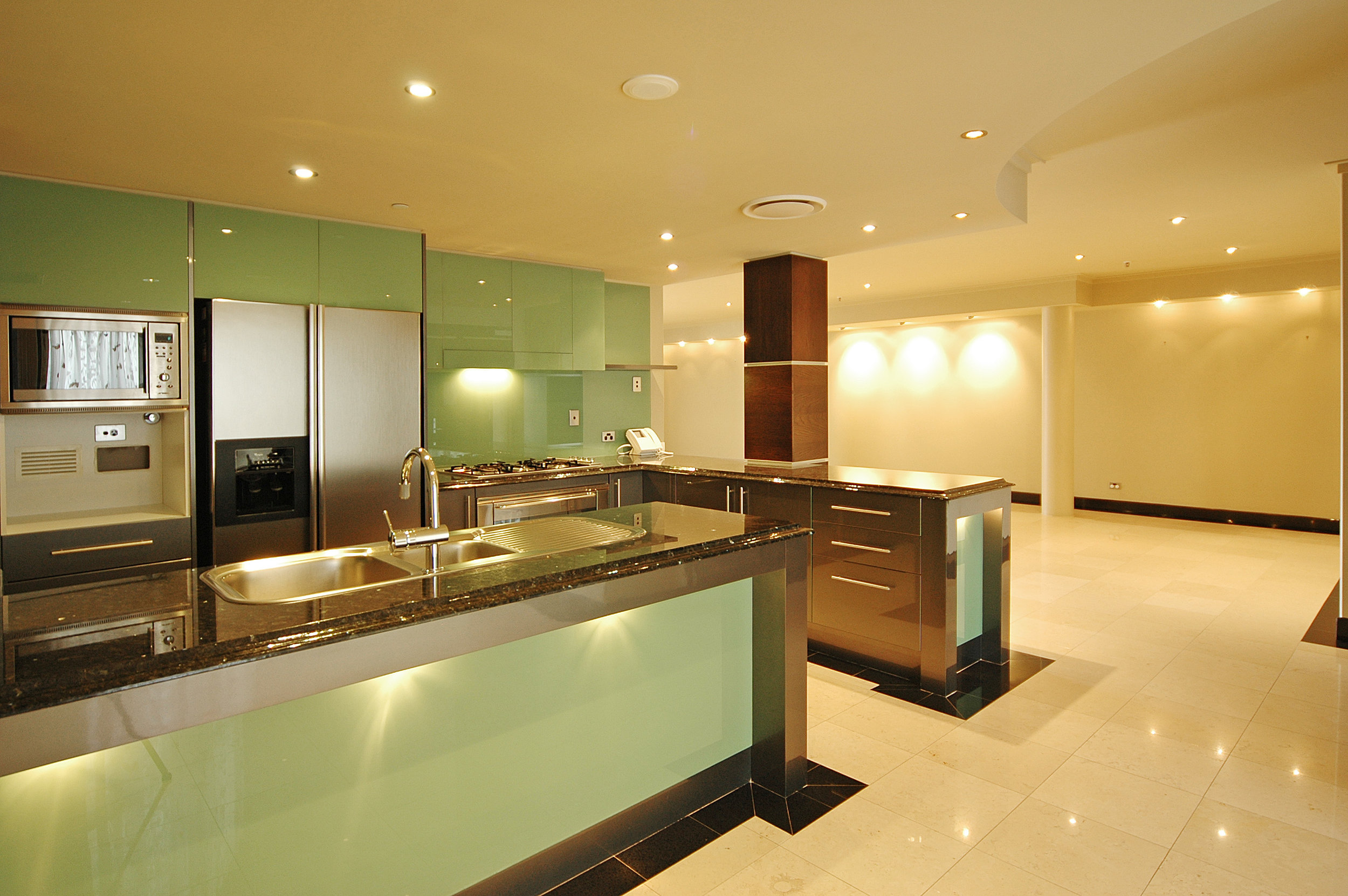 Hudson - Kitchen.JPG