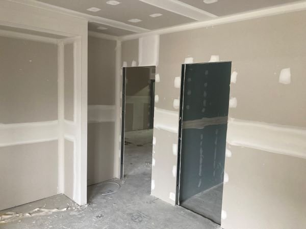 Level 1 - Plasterboard and set 2.JPG