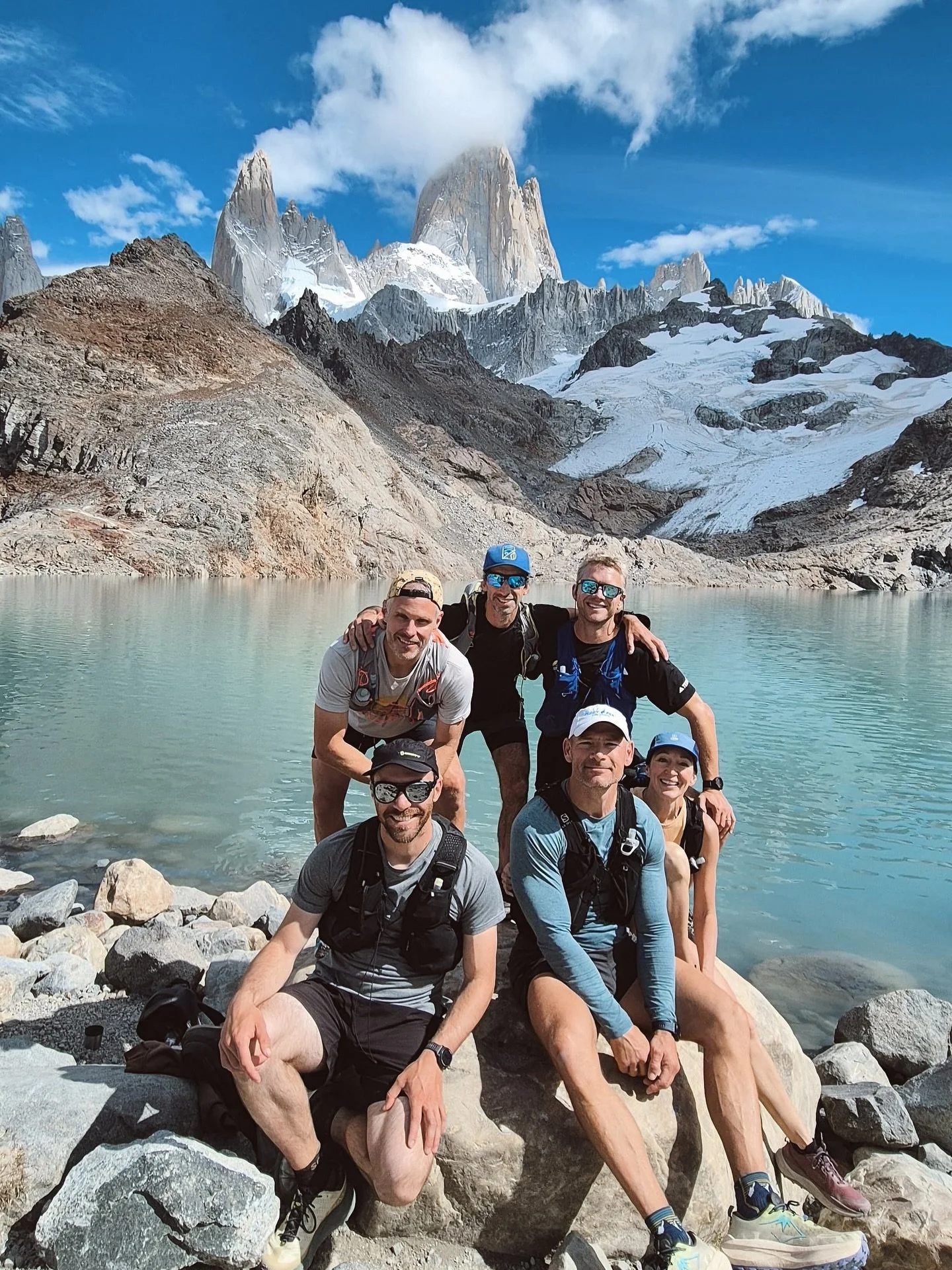 We may be living in a digital world, but we still believe nothing beats time out in nature, travel, connecting with others, and trail running to special places that look like this. 

#patagoniaruncation #patagonia #trailrunning #runcation #runcationt