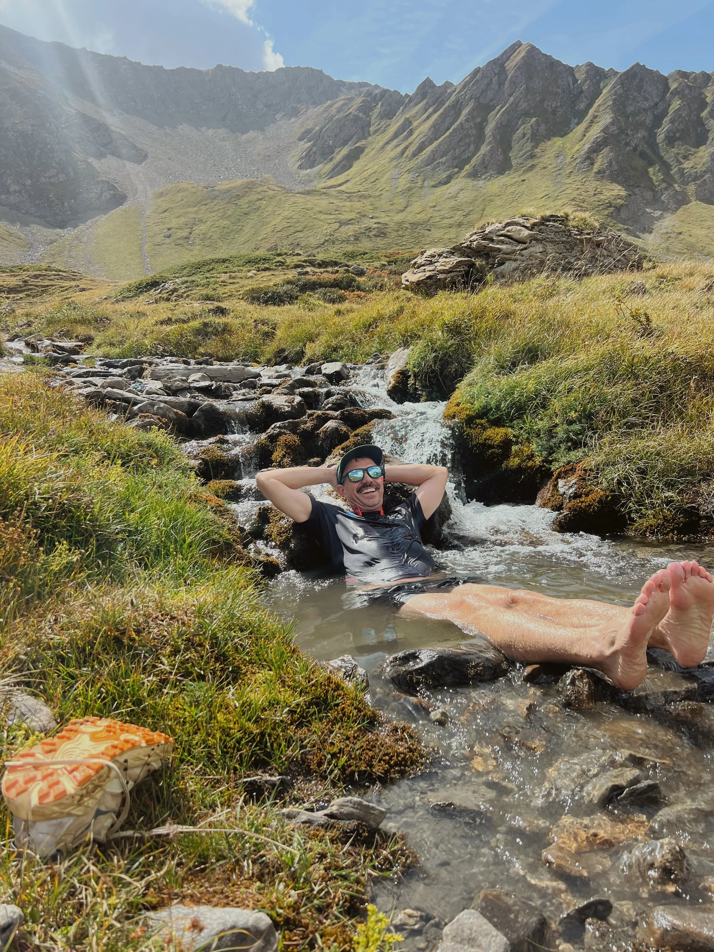 Summer&rsquo;s not over til it&rsquo;s over! A few from our Guided September TMB 🌞 

#tmb #tourdumontblanc #trailrunning #runcation #huttohut
