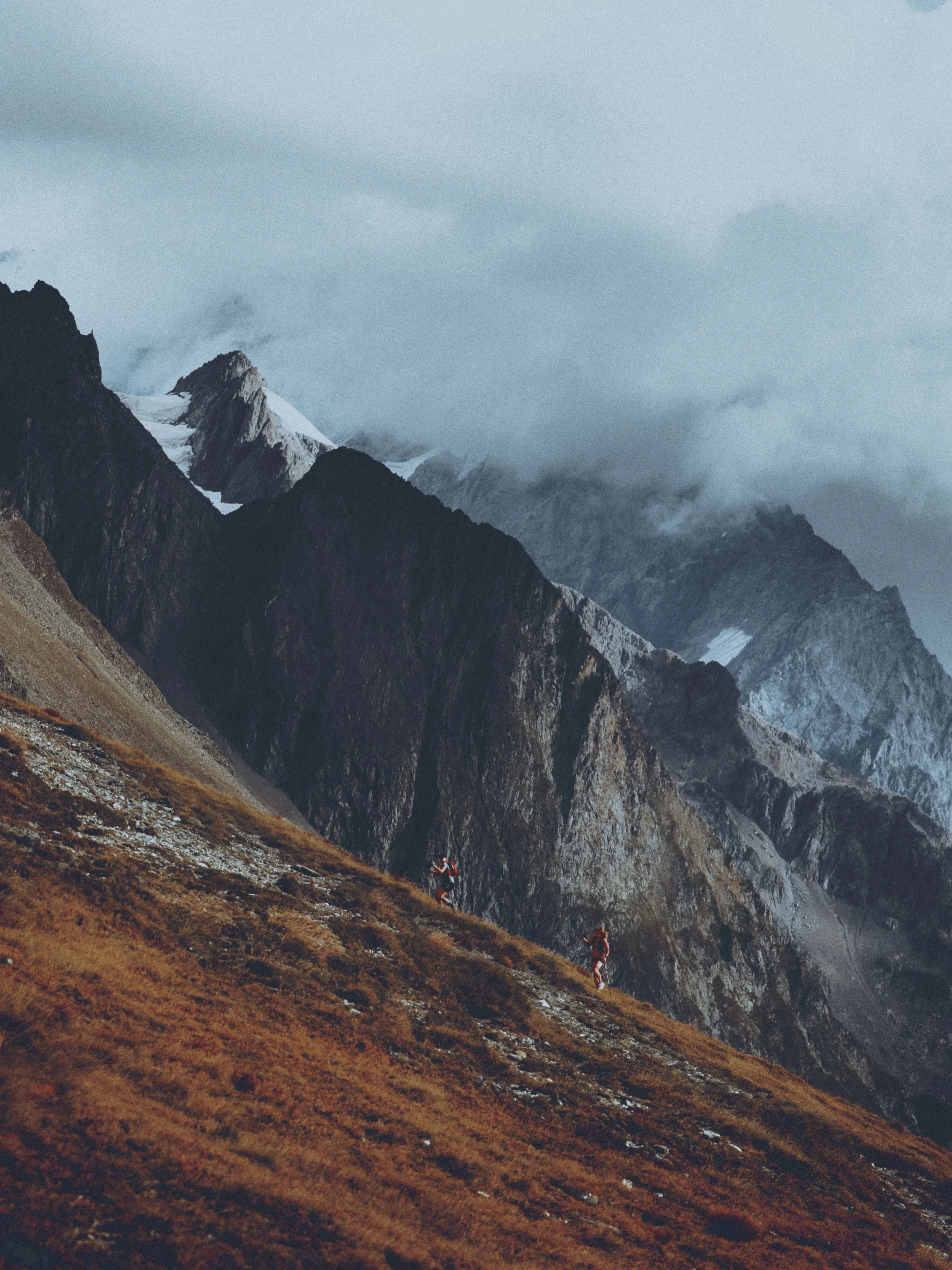 Feeling like fall on the Tour du Mont Blanc. We love watching the palette shift from summer to fall on our September tours. 

Our guided dates for September 2027 are now up on the website!

📸 @brigettetakeuchi 

#tmb #tourdumontblanc #trailrunning #