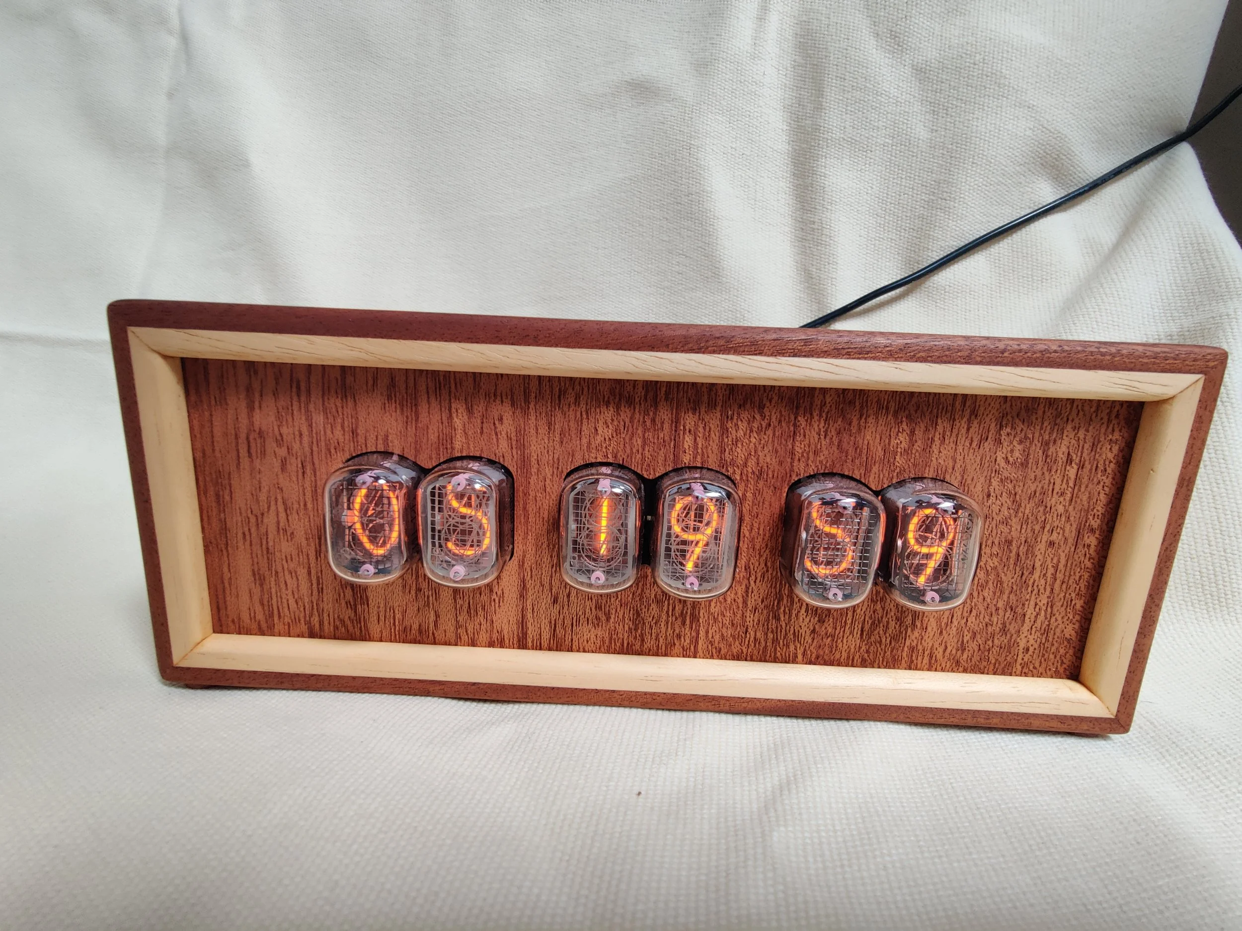 C Dragomirescu: Walnut + Abachi