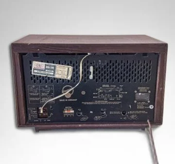 Philco 53-956 1953  AM FM Plaskon Radio.jpg