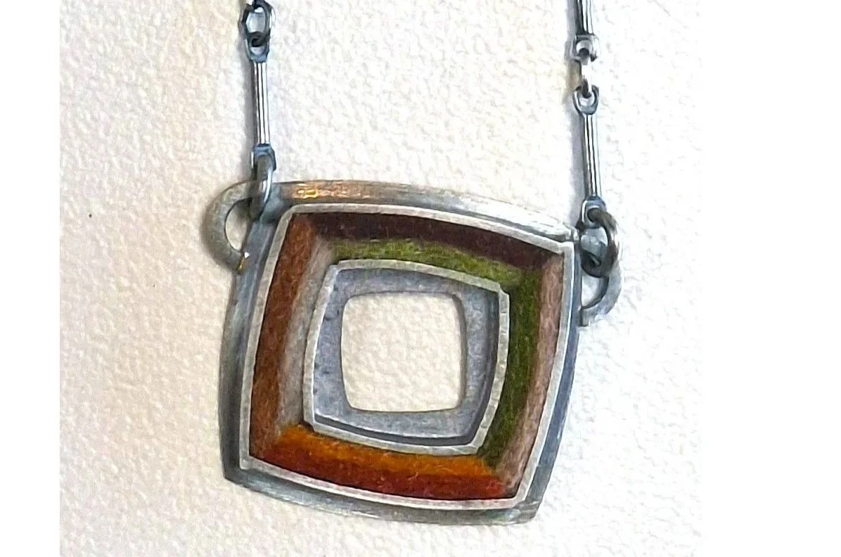Michele+Friedman++Pendants+Necklaces+Square+Donut+Pendant+Warm.jpg