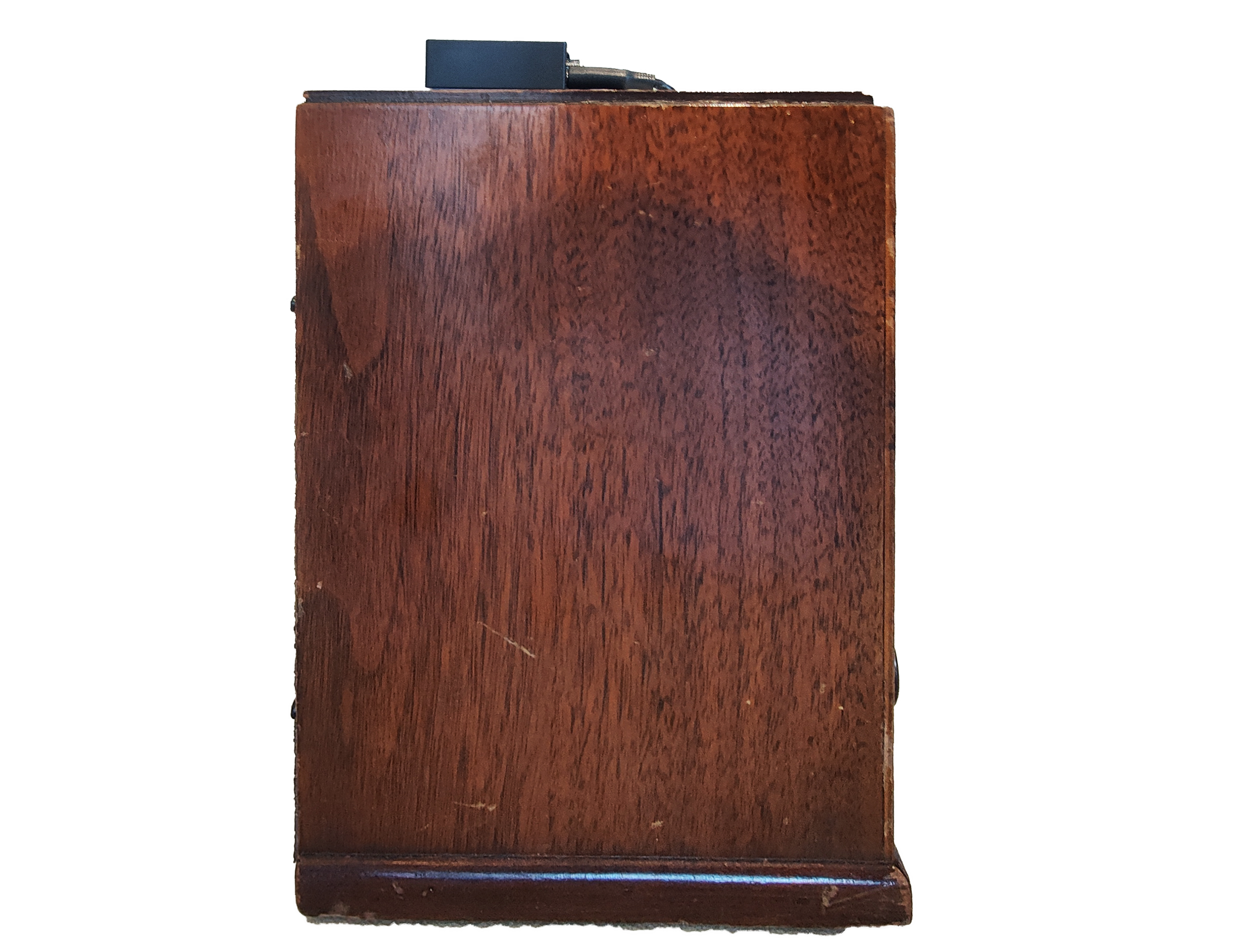 1945 Philco 901 Non-Functioning Intercom Converted to Bluetooth 396 side.png