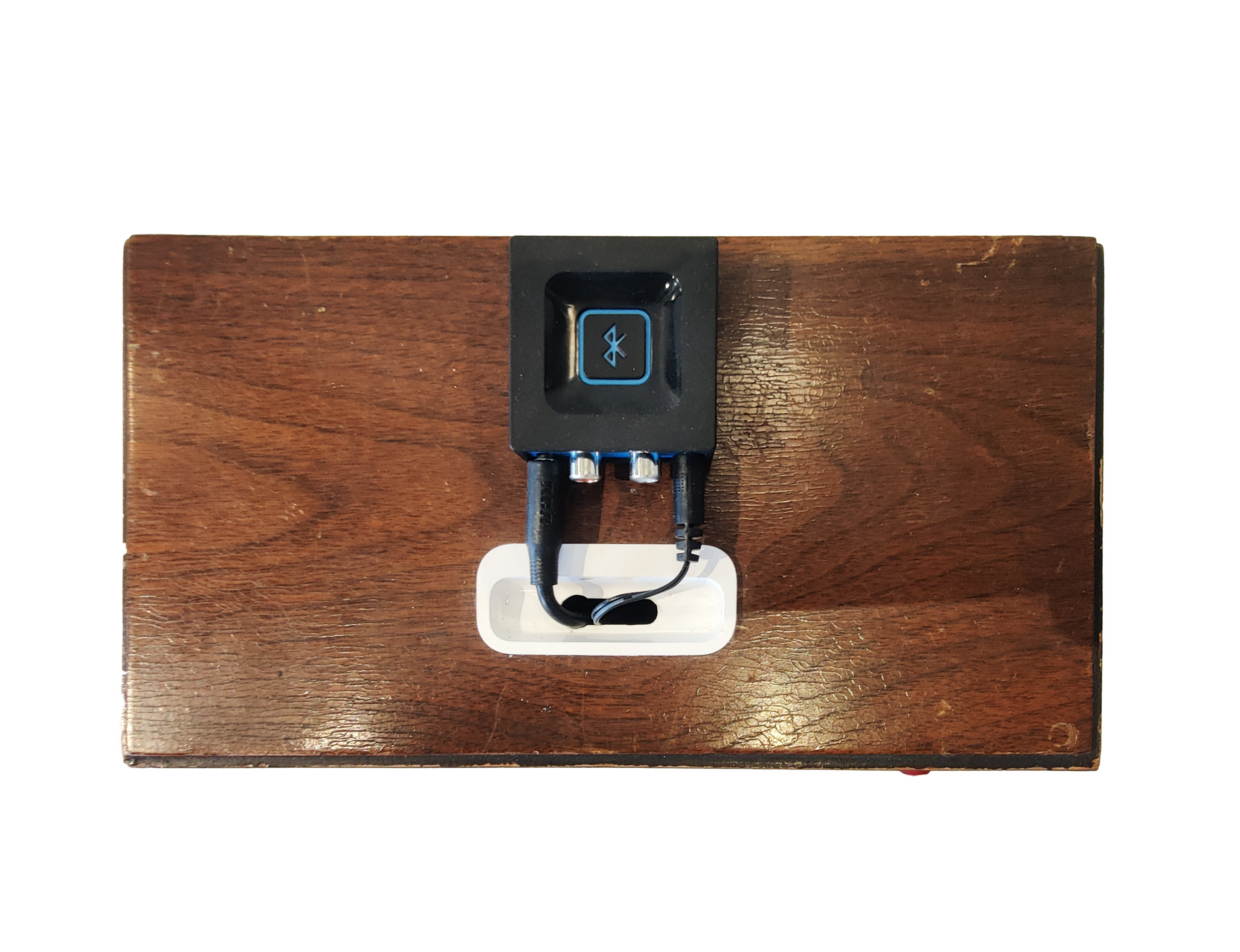 1945 Philco 901 Non-Functioning Intercom Converted to Bluetooth 396 top.png