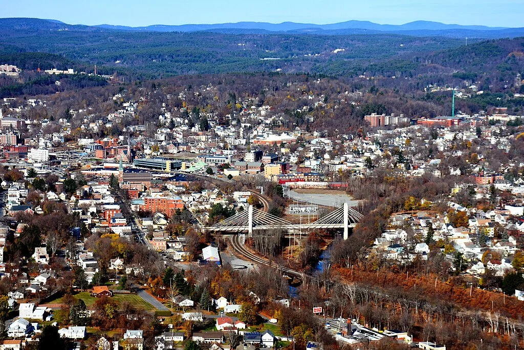 1024px-Downtown_Fitchburg_MA_aerial.jpeg