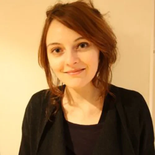 Victoria Weavil Victoria Weavil Translations & Editing I’m a freelance translator and editor, working with a range of clients in the UK, France and Italy. I recently returned to the UK after a few years living in Paris, where I taught at universities and worked as a Writer/Editor for the Intangible Cultural Heritage Section of UNESCO. Since moving back, I have continued to work for UNESCO as an Individual Consultant. I am currently also translating an academic book from Italian, and undertake regular translation and editing projects for different clients, mostly in the academic field.