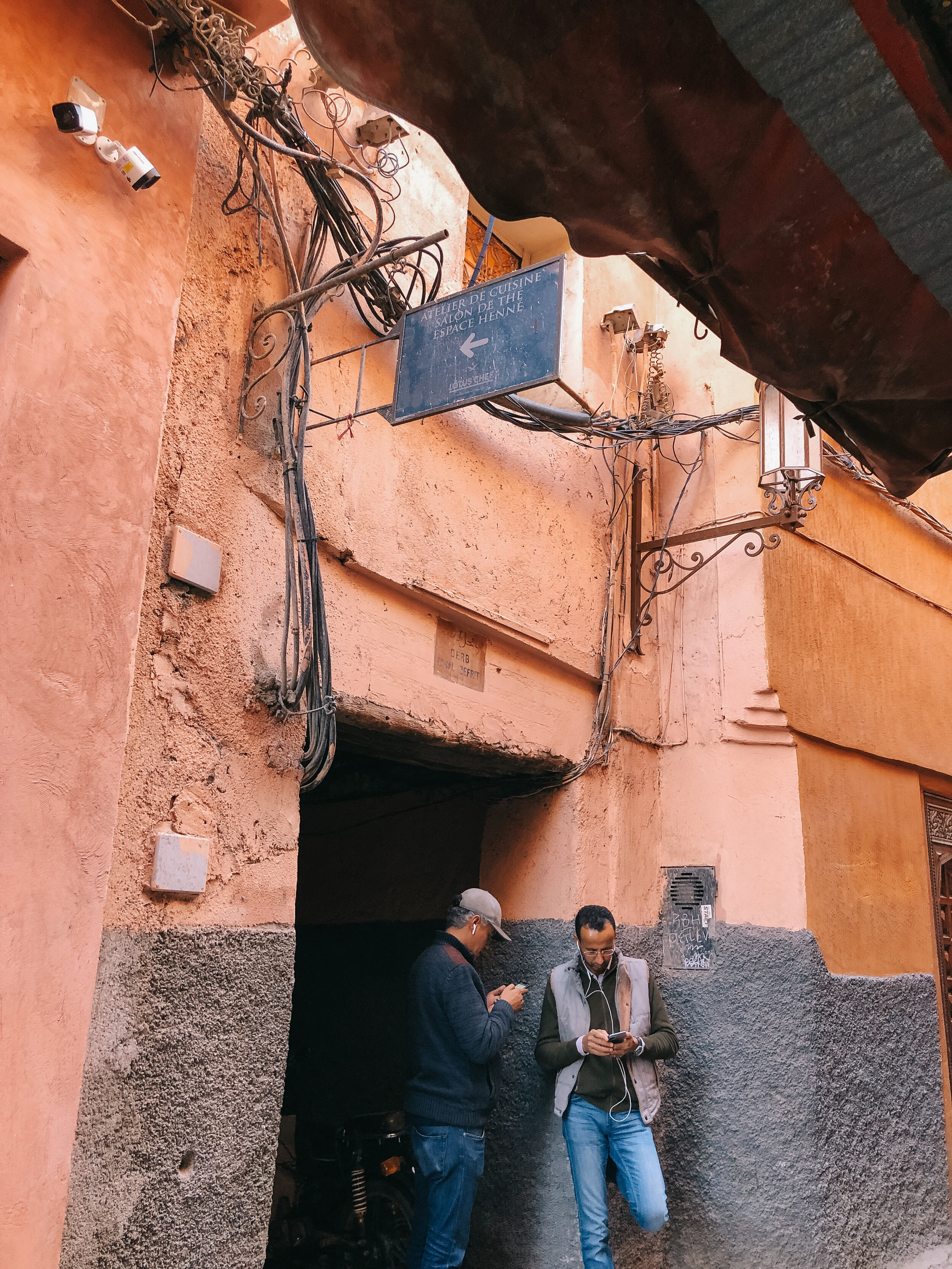 morocco_marrakech-ancient modern.JPG