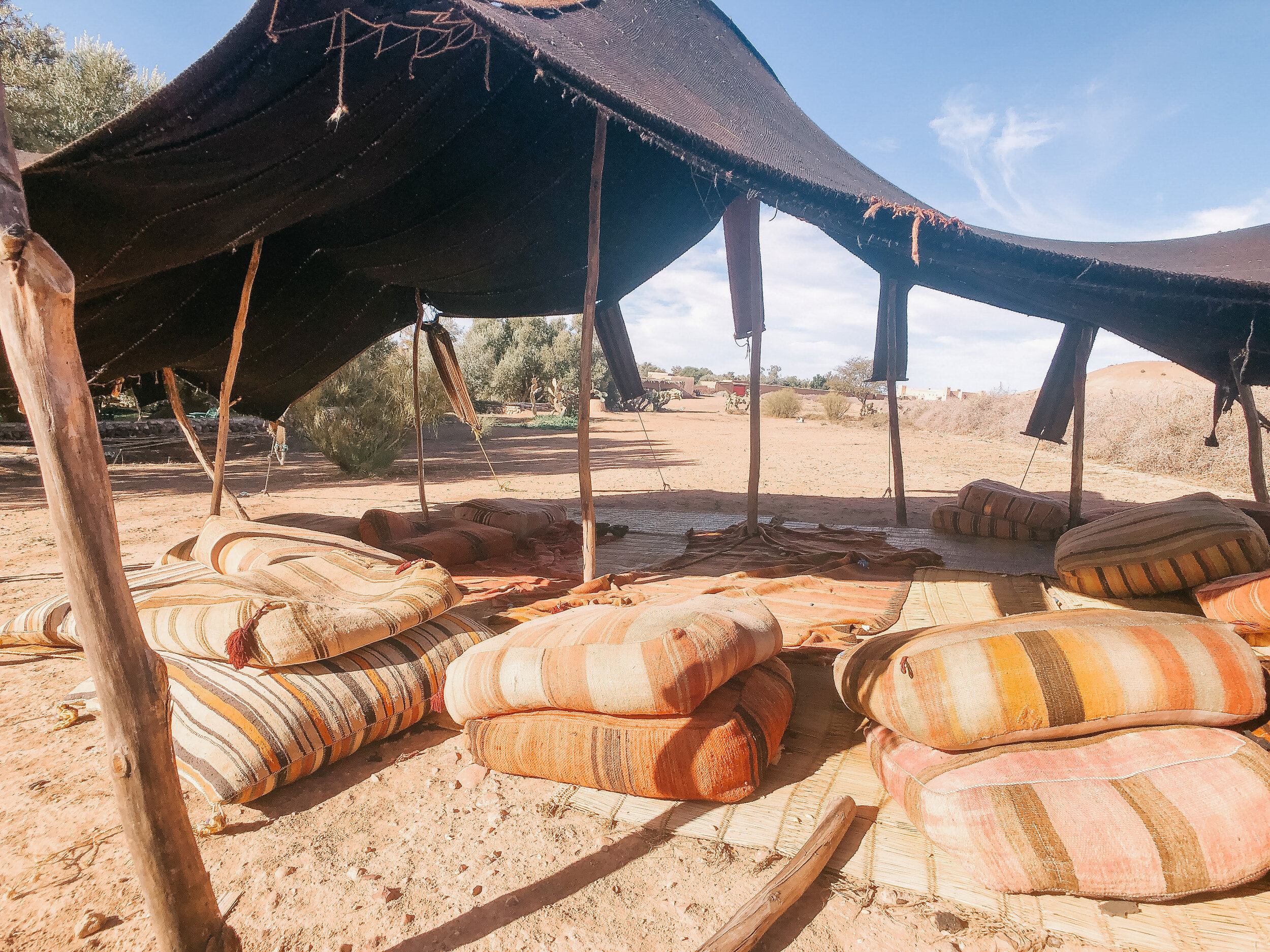morocco_oumnass-tent.JPG