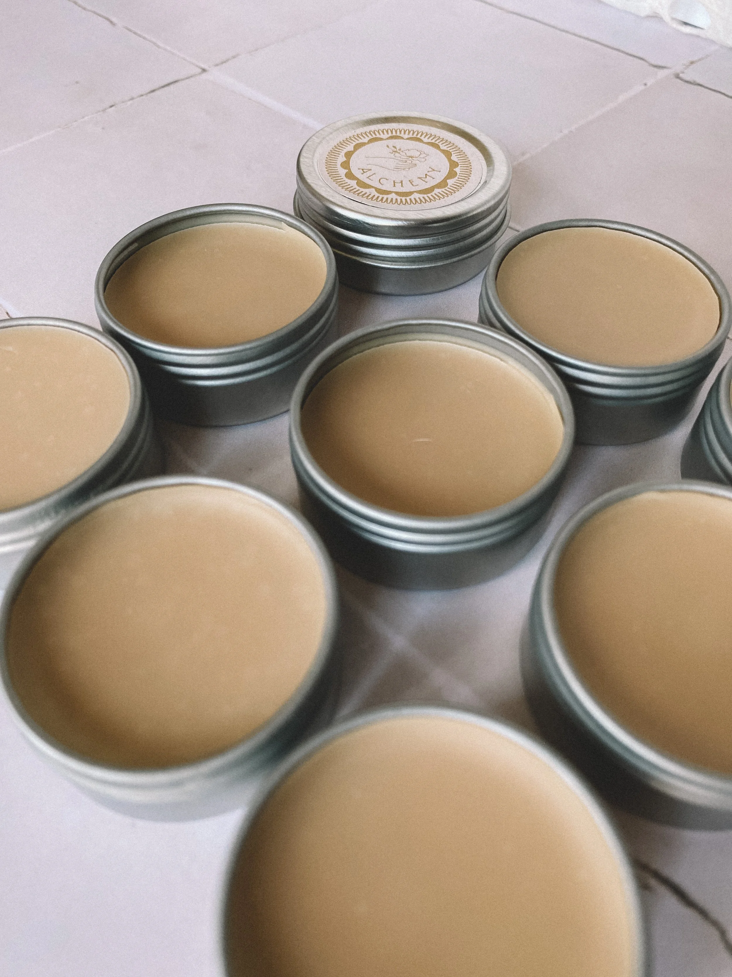 macro everything - unicorn balm unscented.JPG