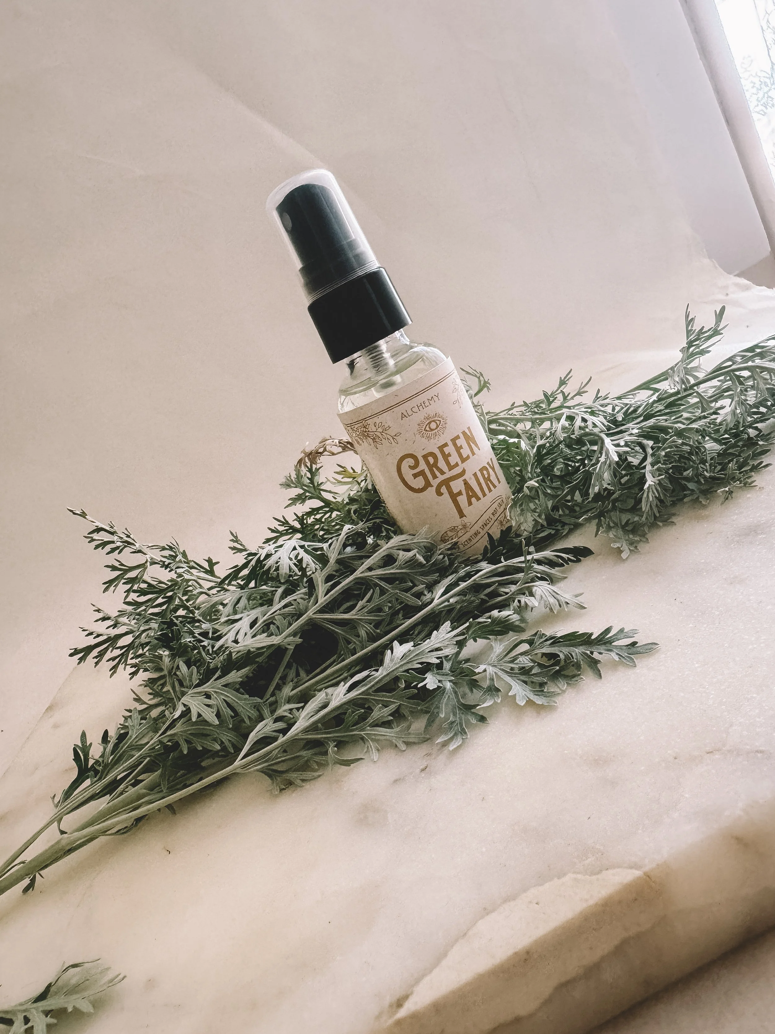 armoise - wormwood - distilled perfume - artemesia hydrosol.JPG