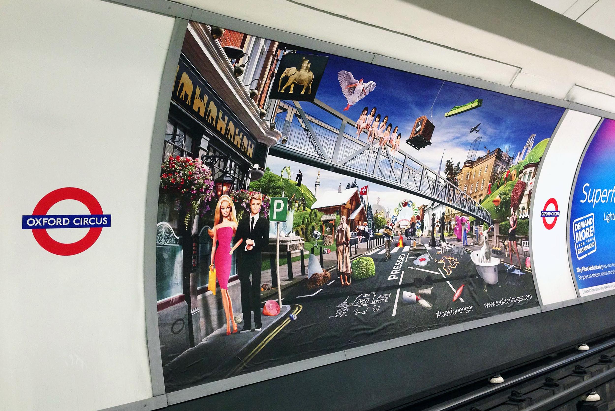 ‘Look for Longer’ sought to bring this to life via a viral campaign. Could an Outdoor campaign integrate with social media in a measurably successful way? A cryptic poster challenge would strive to answer this question.
