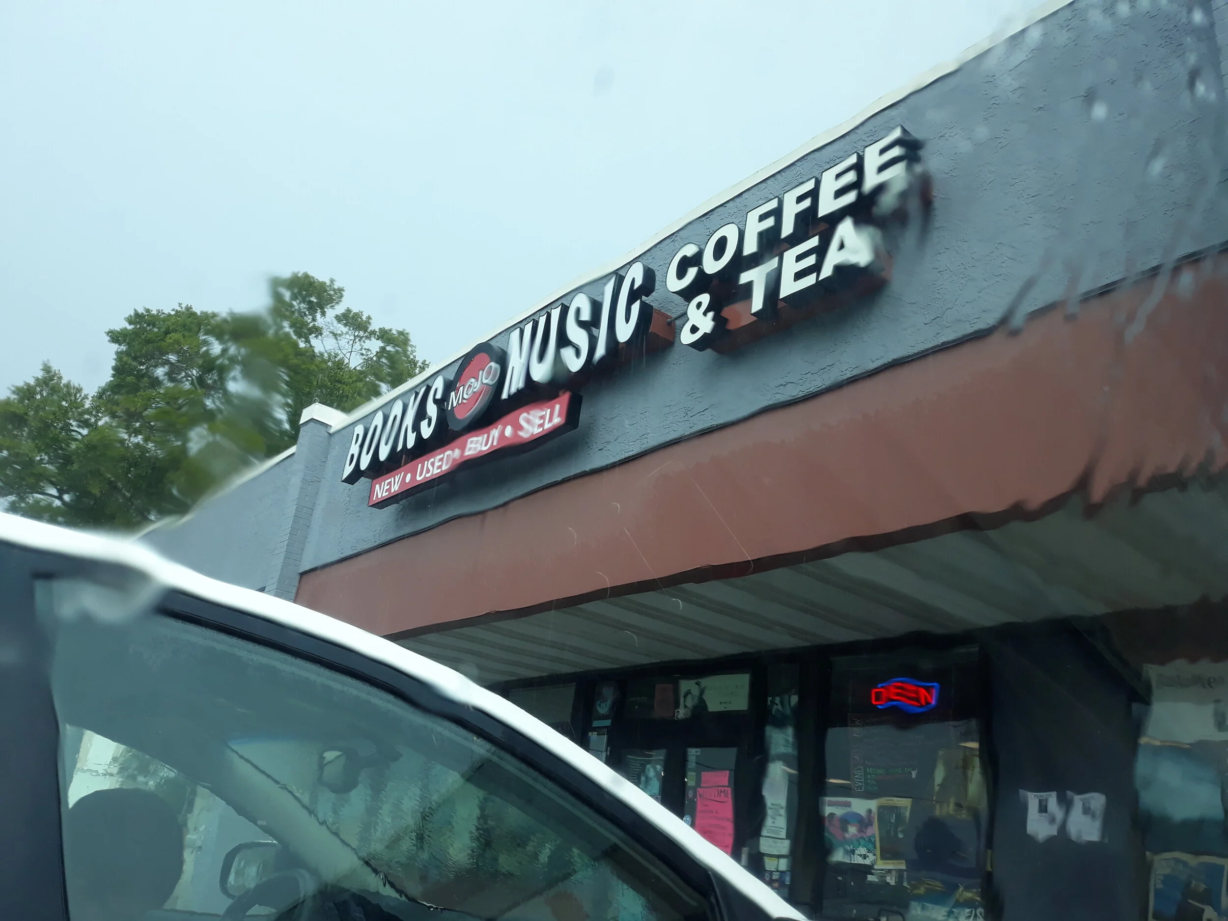 Mojo Books and Records