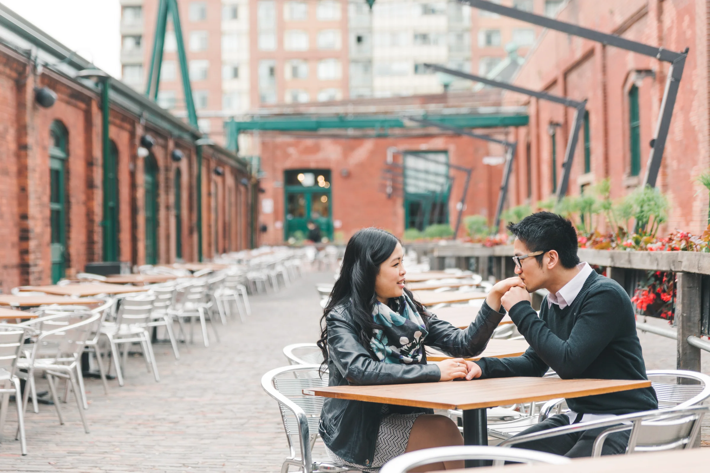 distillery_toronoto_engagement_photography-3686.jpg