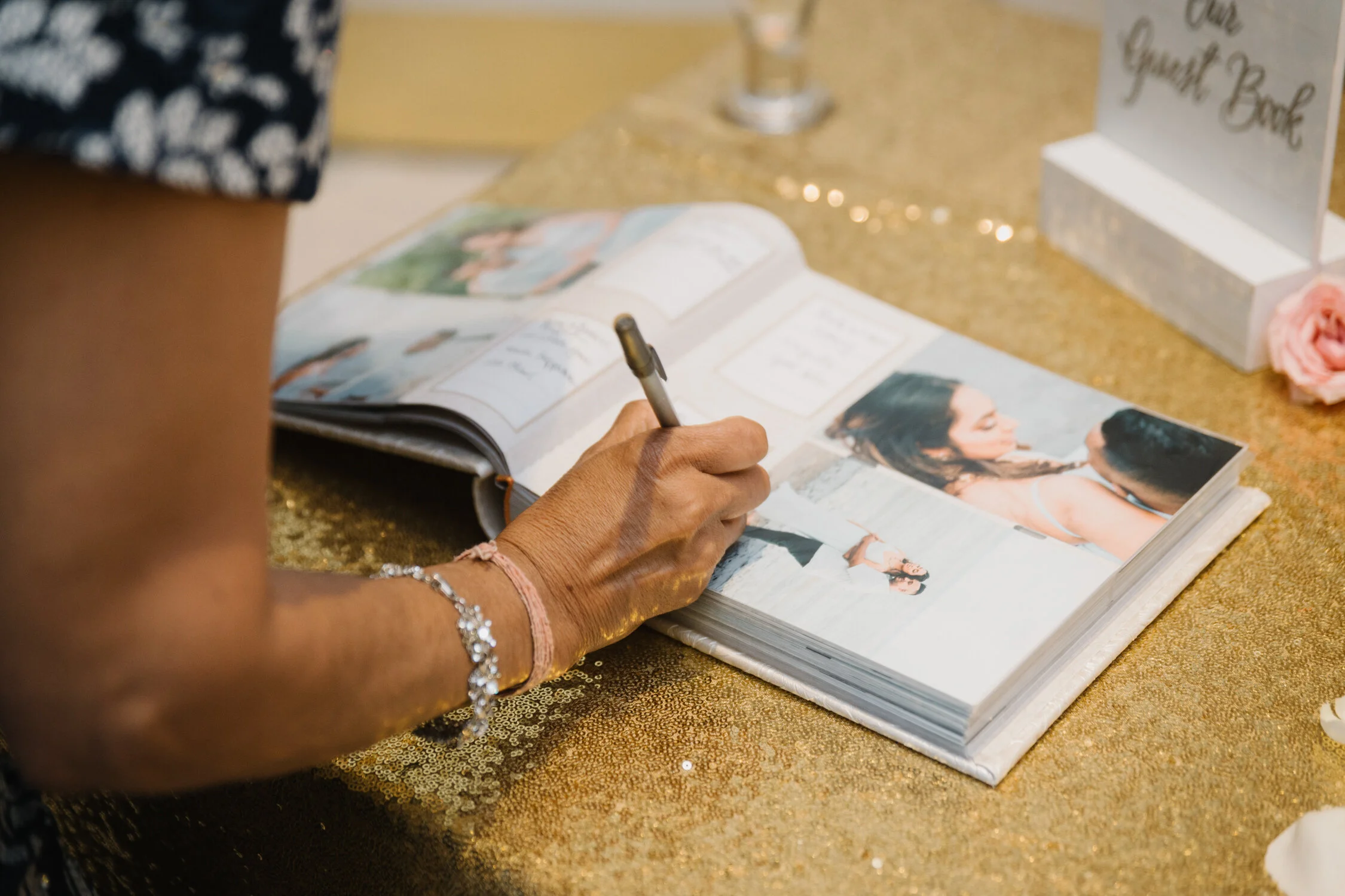 Indian_Guild Inn_Wedding_Photography_Toronto--197.jpg