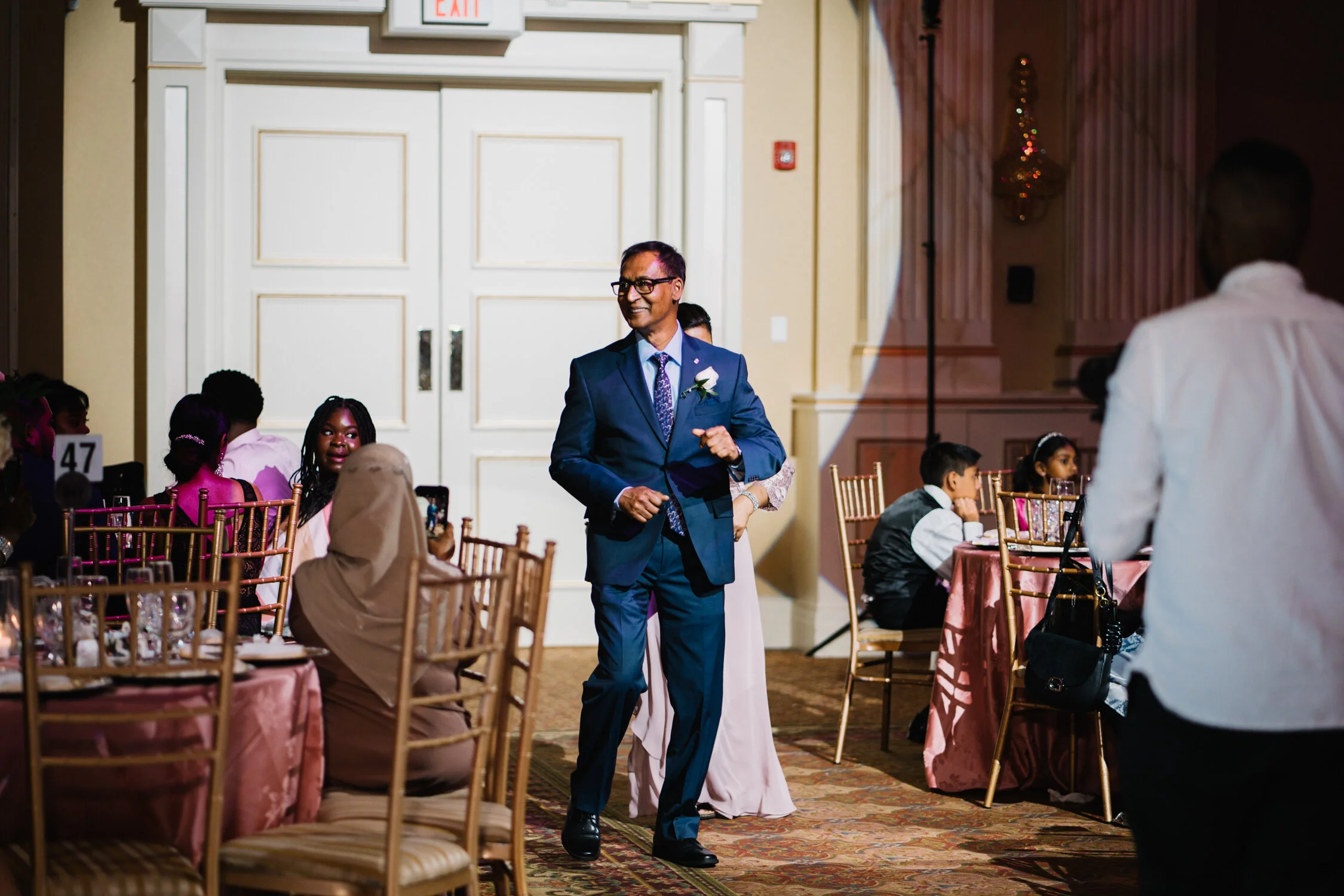 Indian_Guild Inn_Wedding_Photography_Toronto--203.jpg