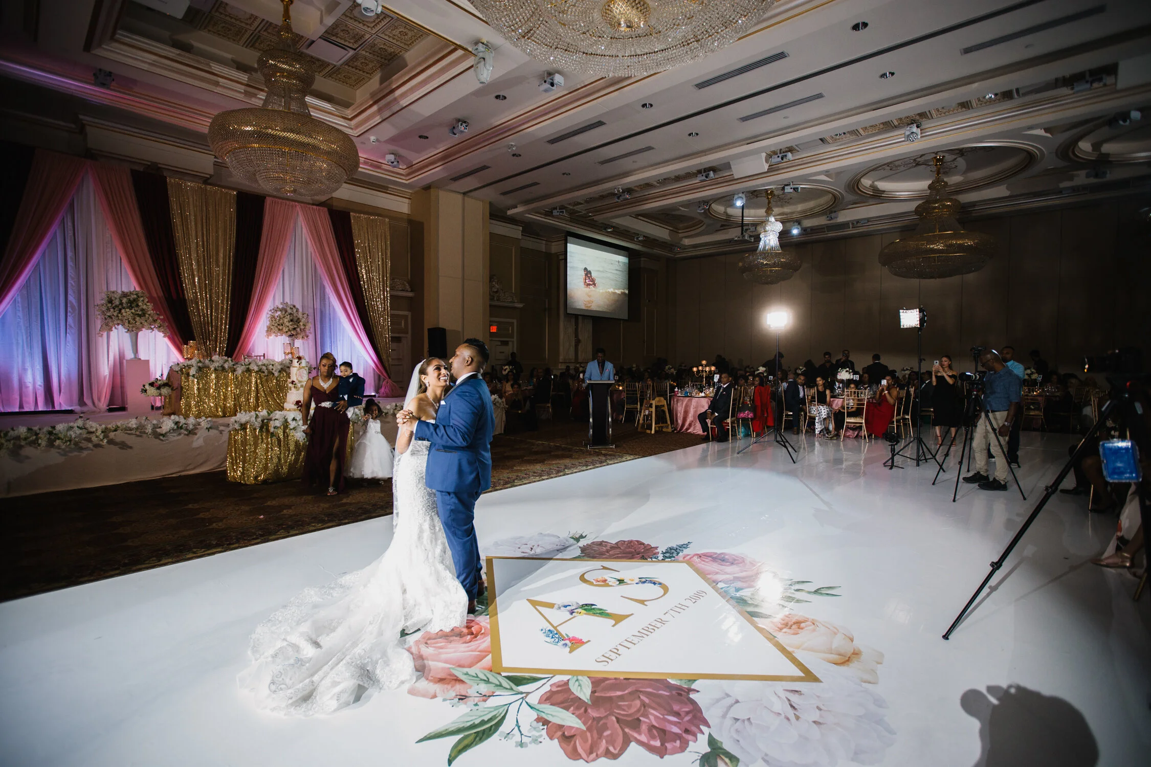 Indian_Guild Inn_Wedding_Photography_Toronto--220.jpg