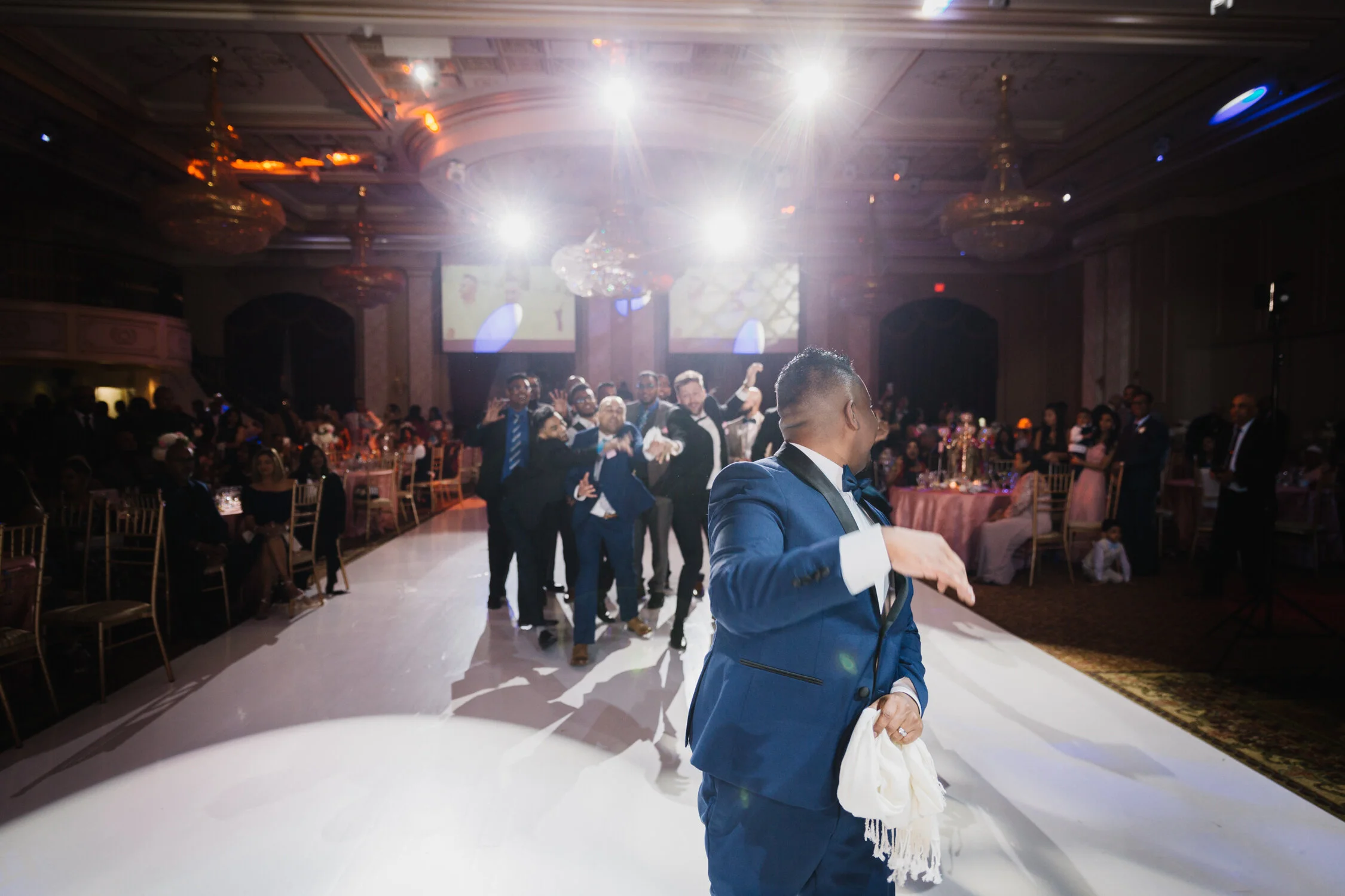 Indian_Guild Inn_Wedding_Photography_Toronto--240.jpg