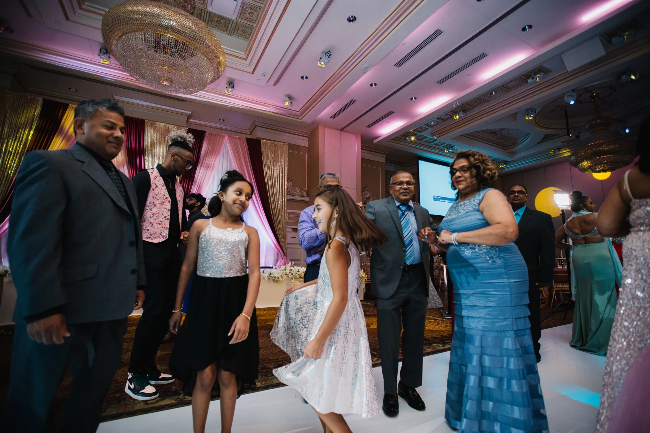 Indian_Guild Inn_Wedding_Photography_Toronto--245.jpg